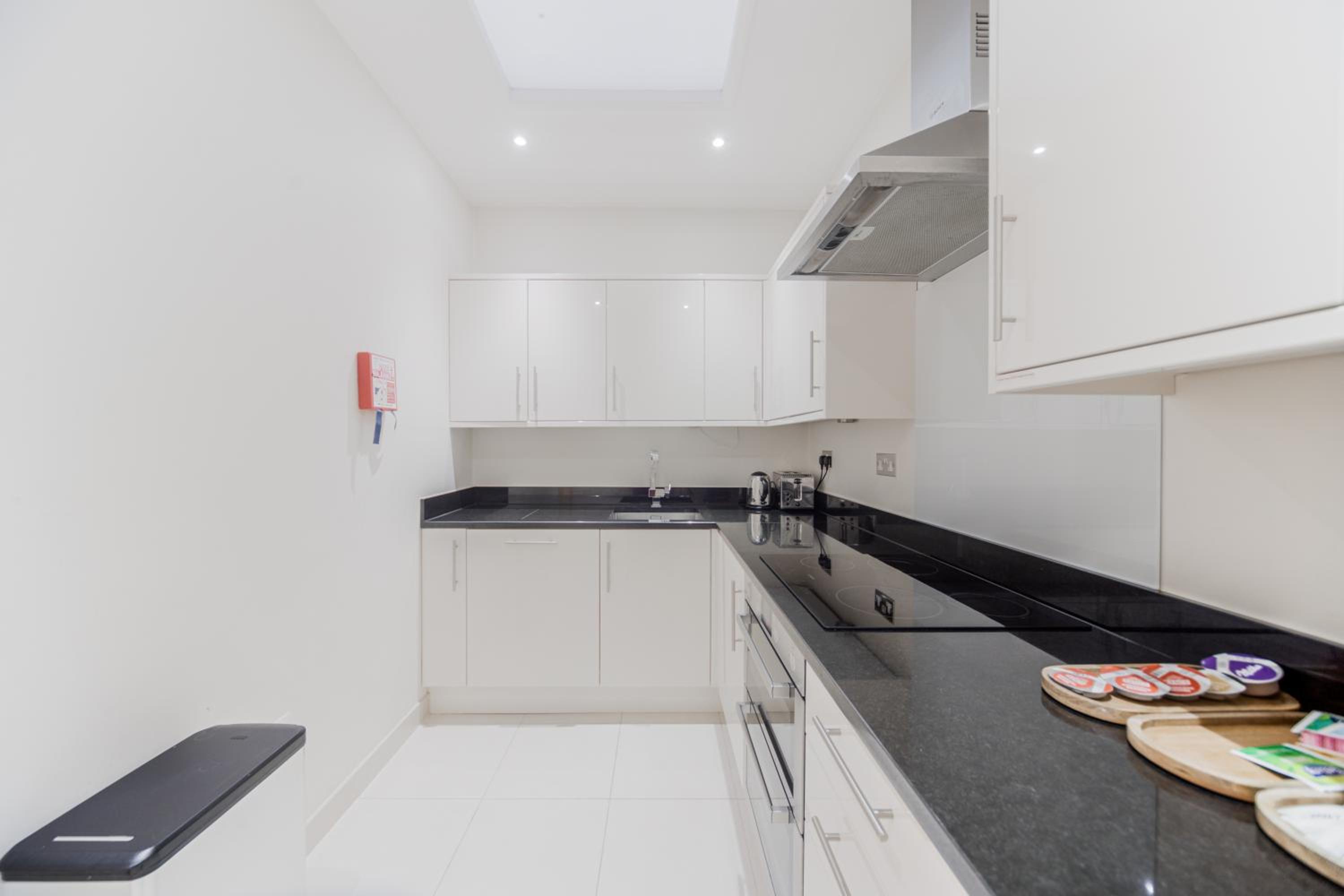 Estatesmen Mayfair Apartment