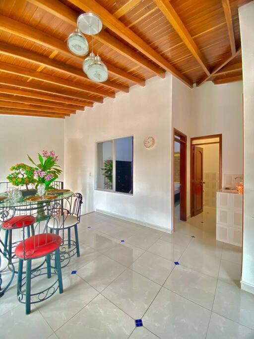 Apartamento Céntrico En Cartago