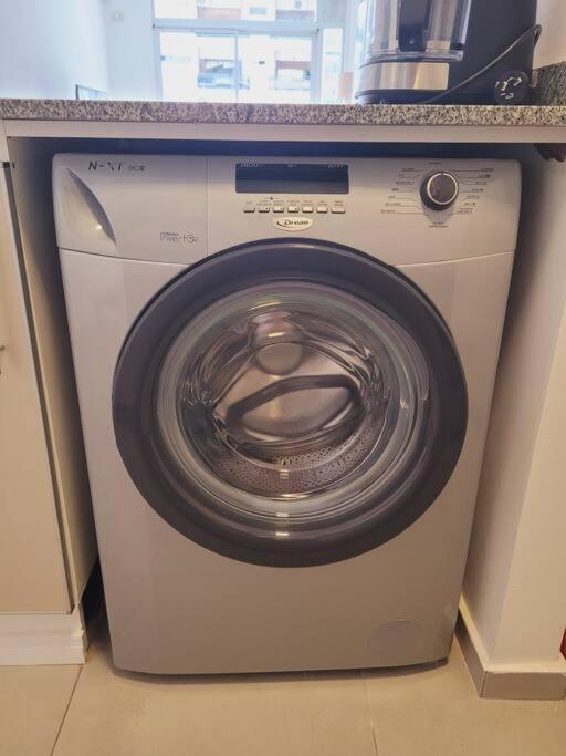 Hermoso Studio 2 ambientes Recoleta Piscina Lavarropas Balcon 100mts Av Cordoba