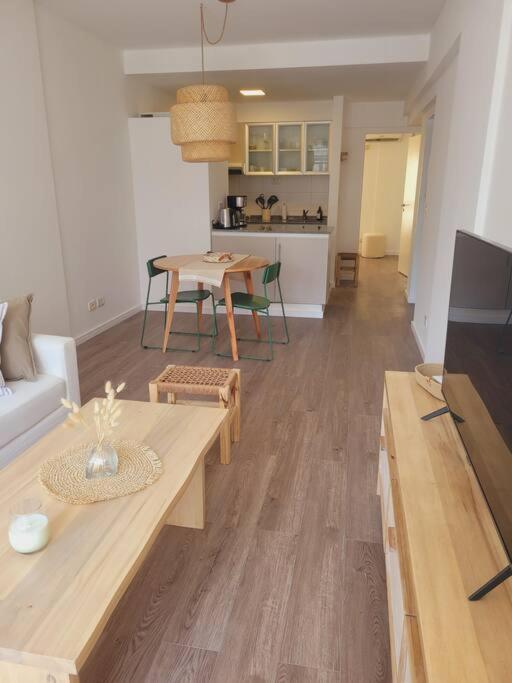 Hermoso Studio 2 ambientes Recoleta Piscina Lavarropas Balcon 100mts Av Cordoba