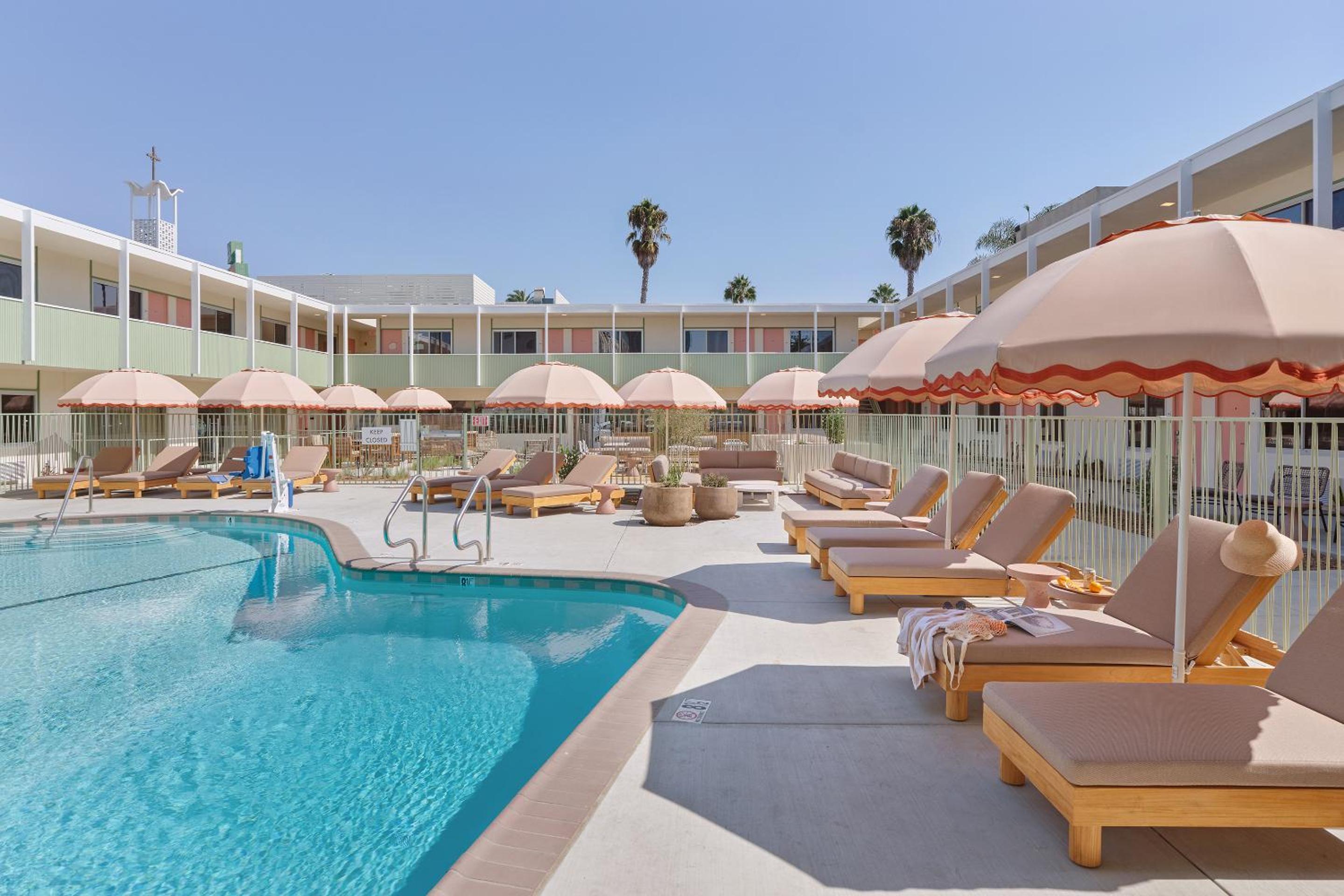 Cypress Vacations - Sonder City Center - Property Image 1