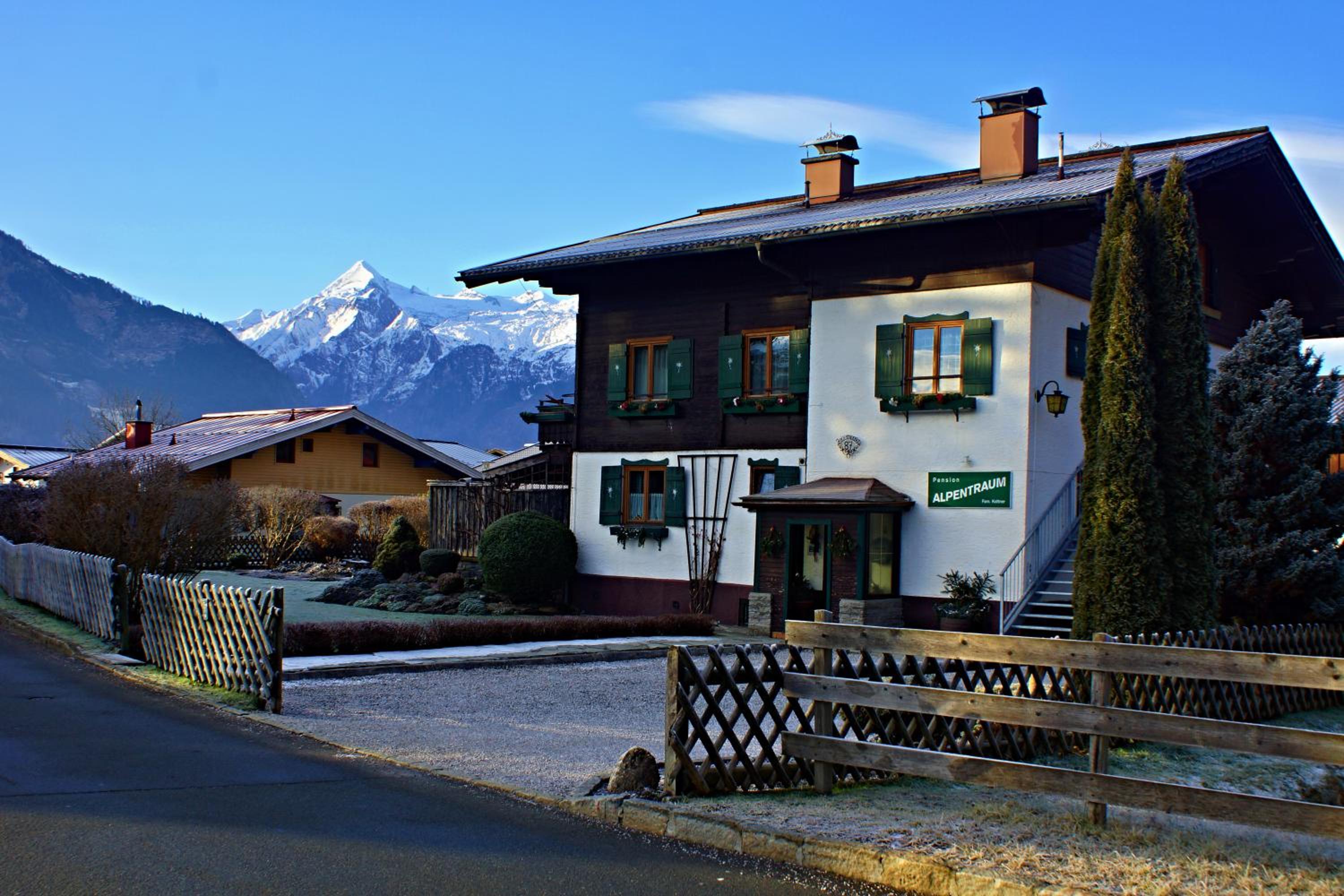 Pension Alpentraum
