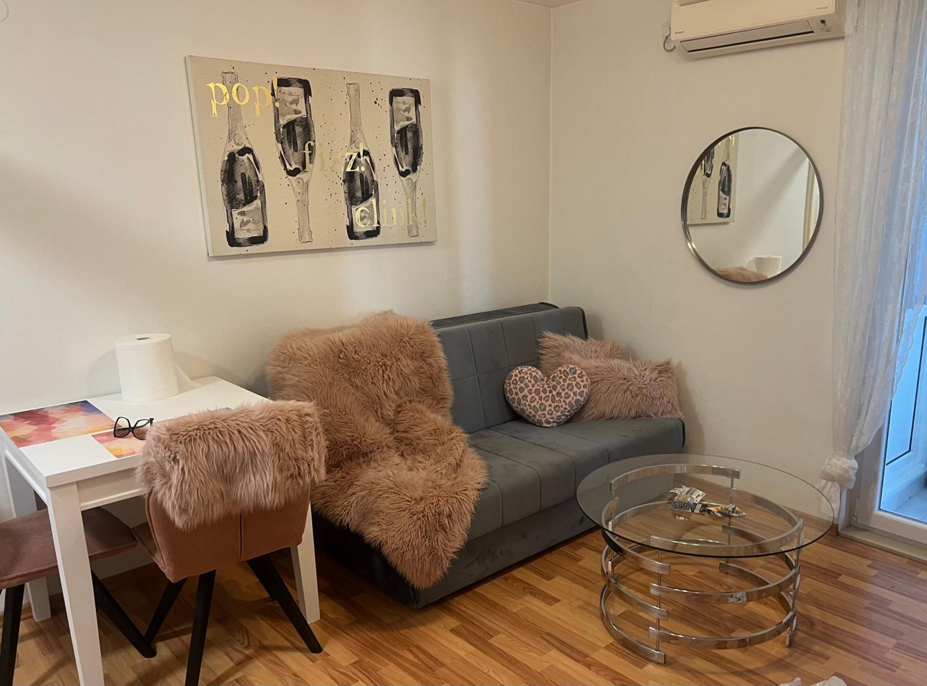 Apartman Lara