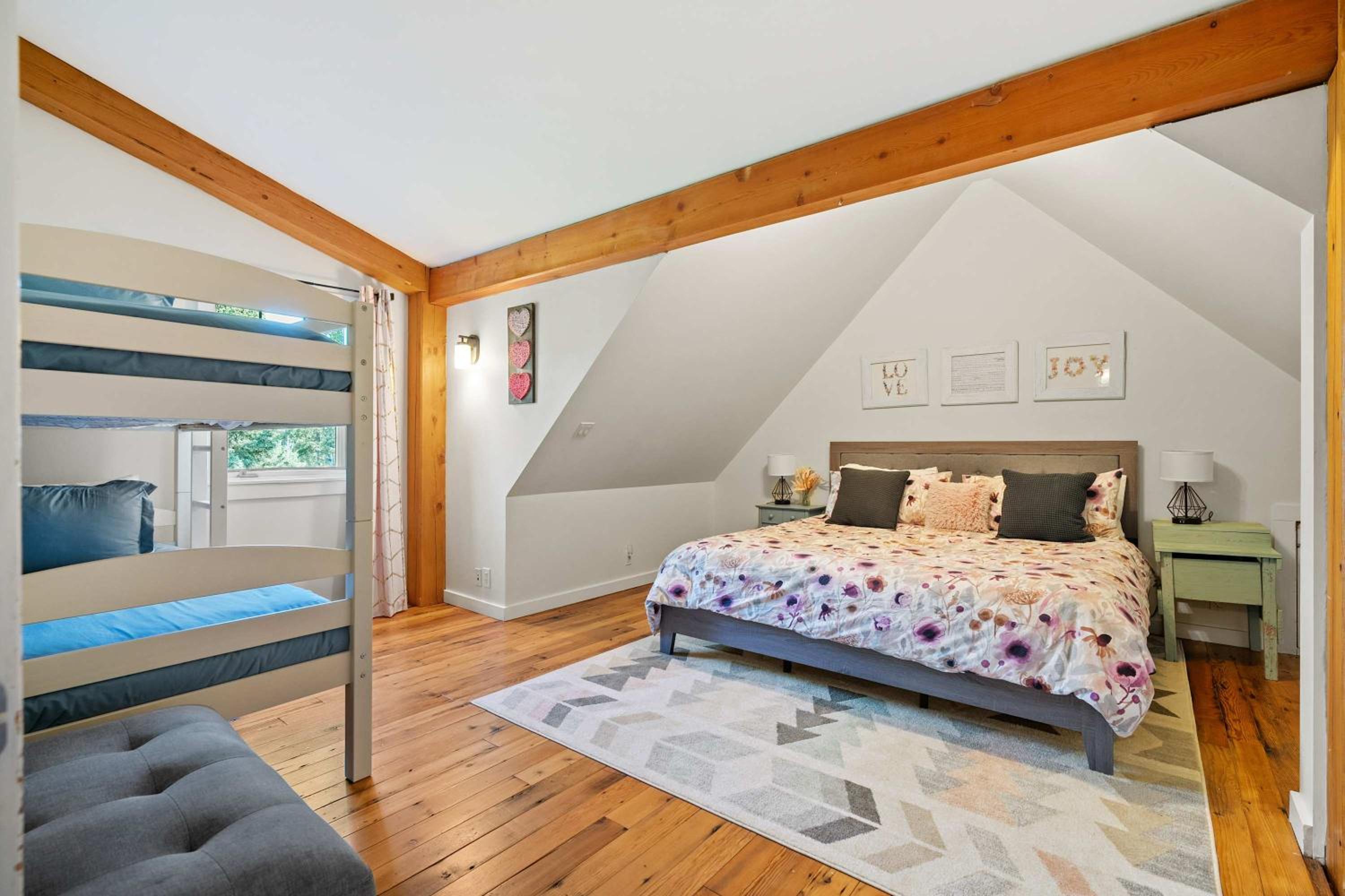 Rolling Hills Retreat - Family Friendly