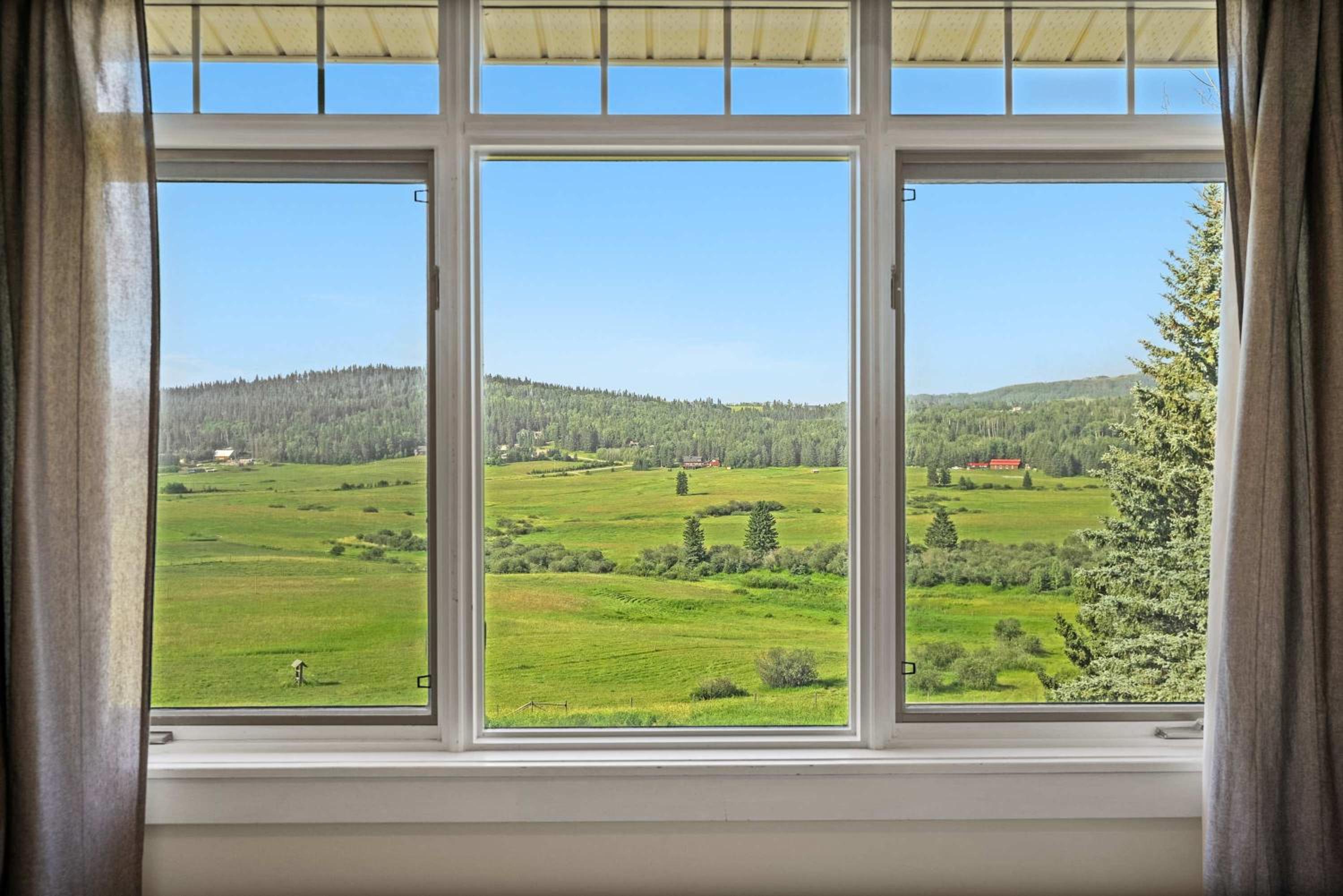 Rolling Hills Retreat - Family Friendly