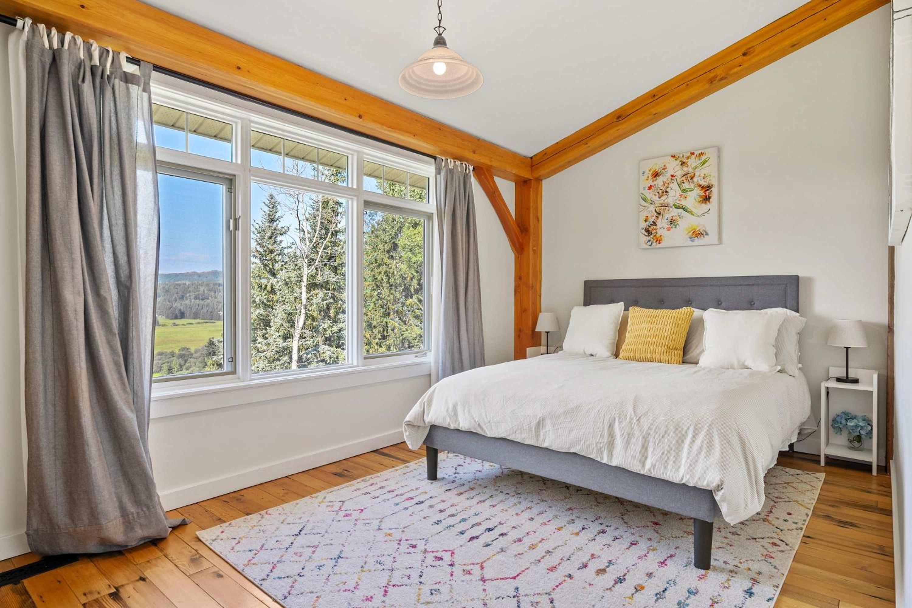 Rolling Hills Retreat - Family Friendly