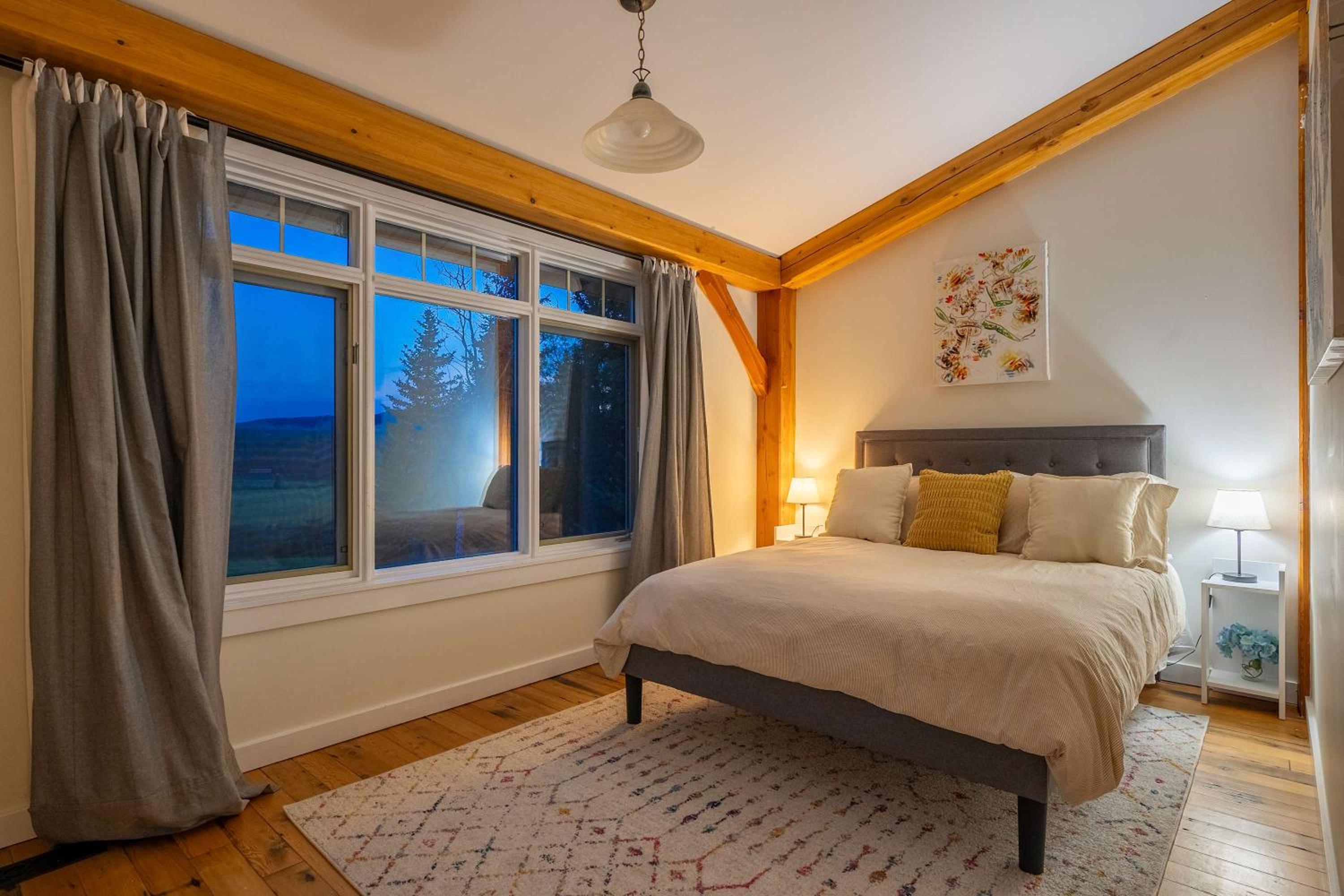 Rolling Hills Retreat - Family Friendly