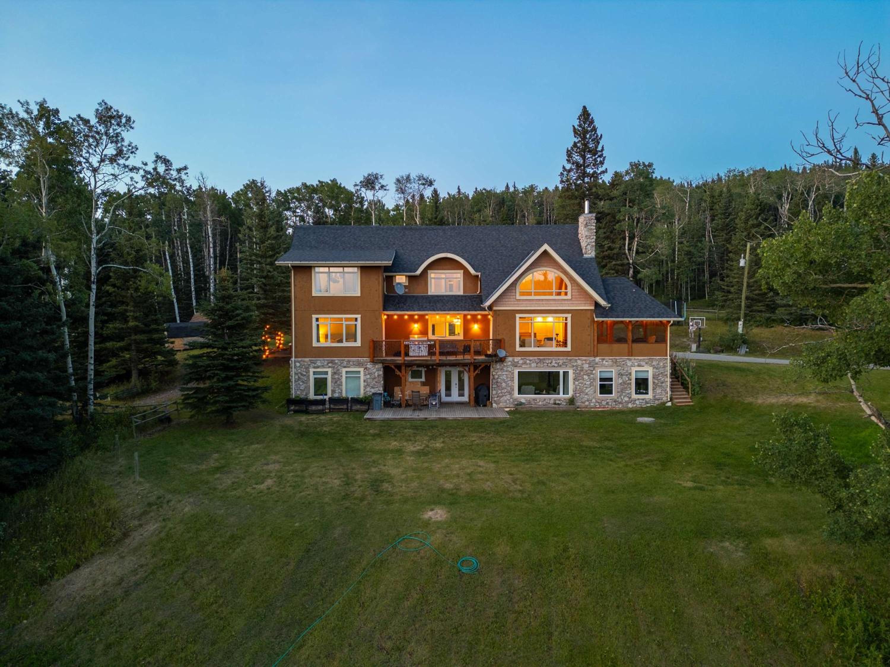 Rolling Hills Retreat - Family Friendly