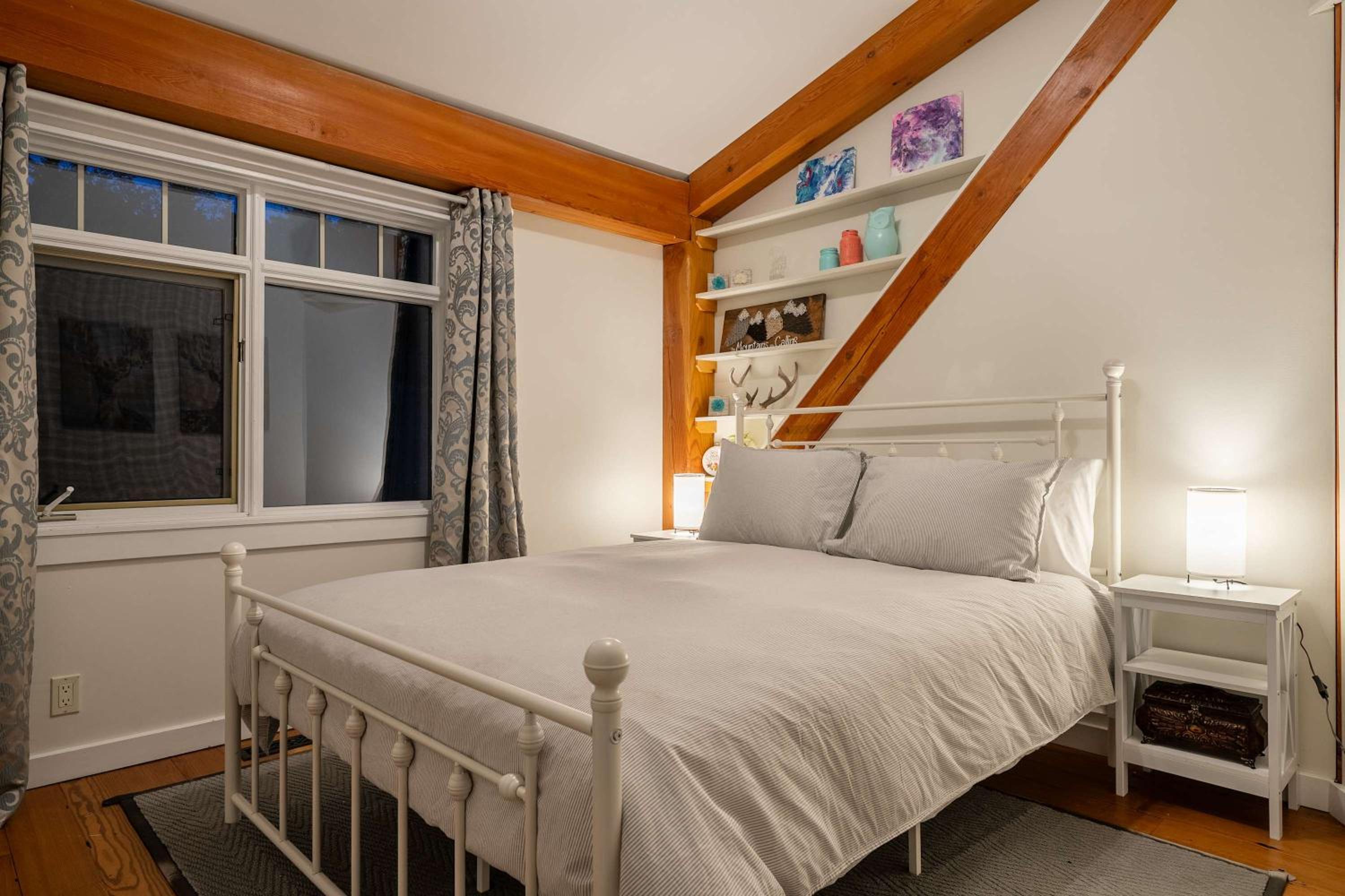 Rolling Hills Retreat - Family Friendly