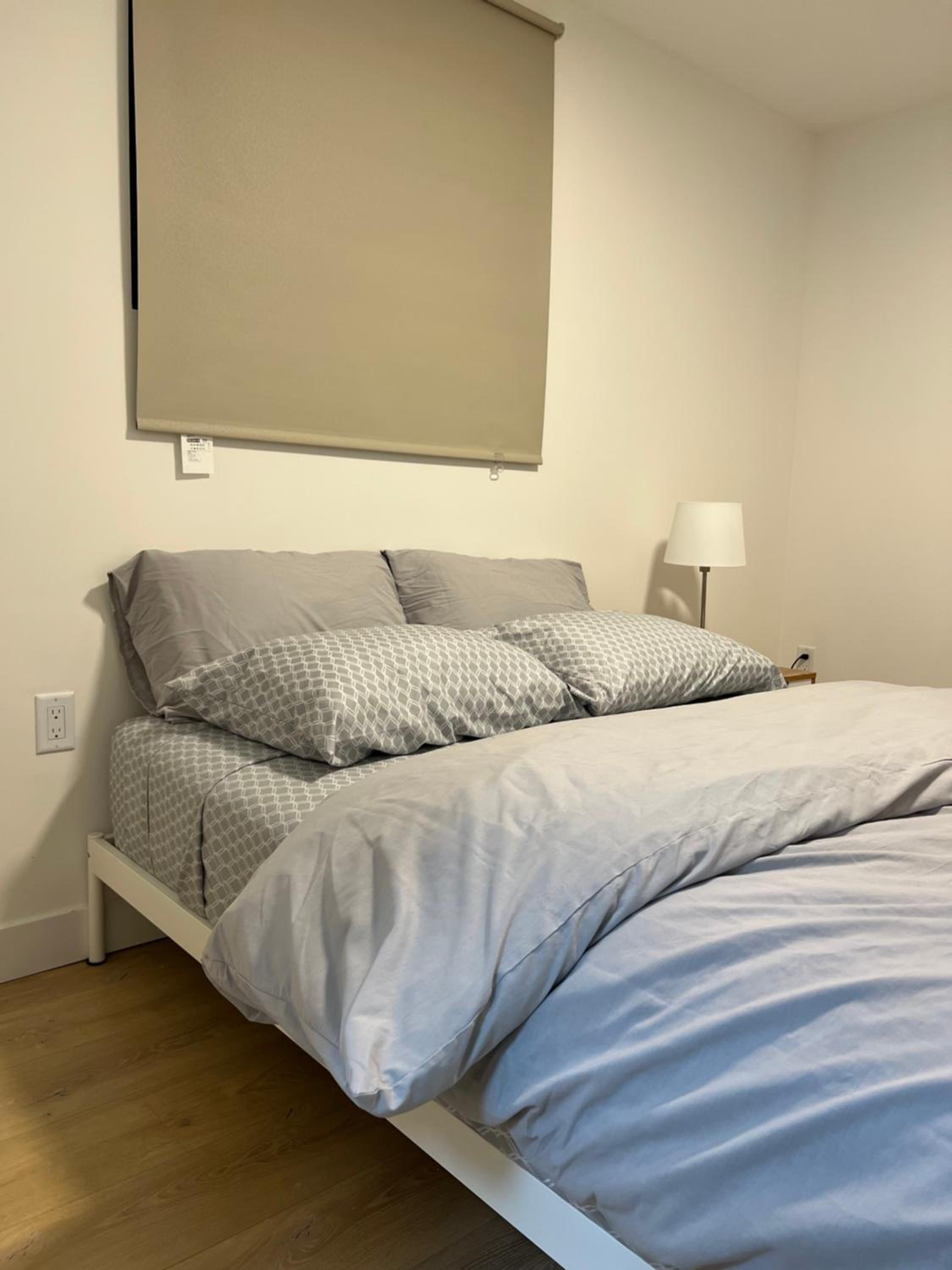 Modern and cozy guest suite in Langley!