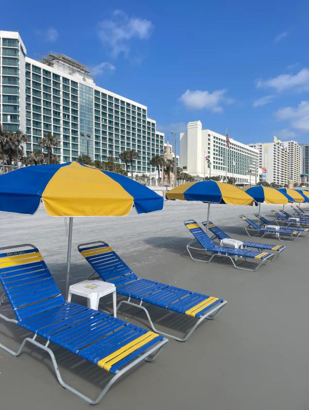 Superior beach studio with Pool Access and free parking view 5