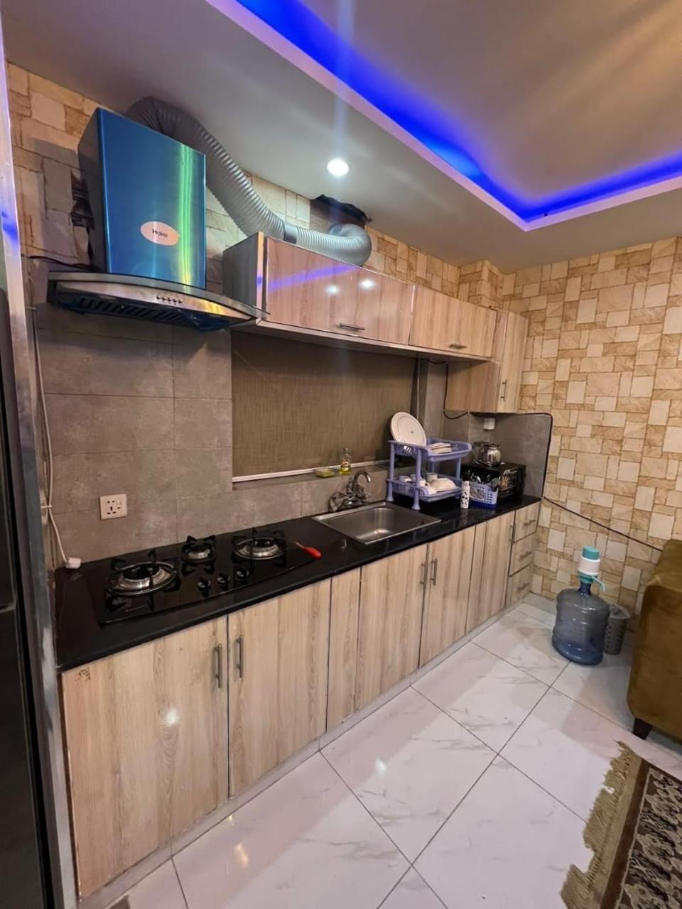 Beautiful Low Budget Apartment
