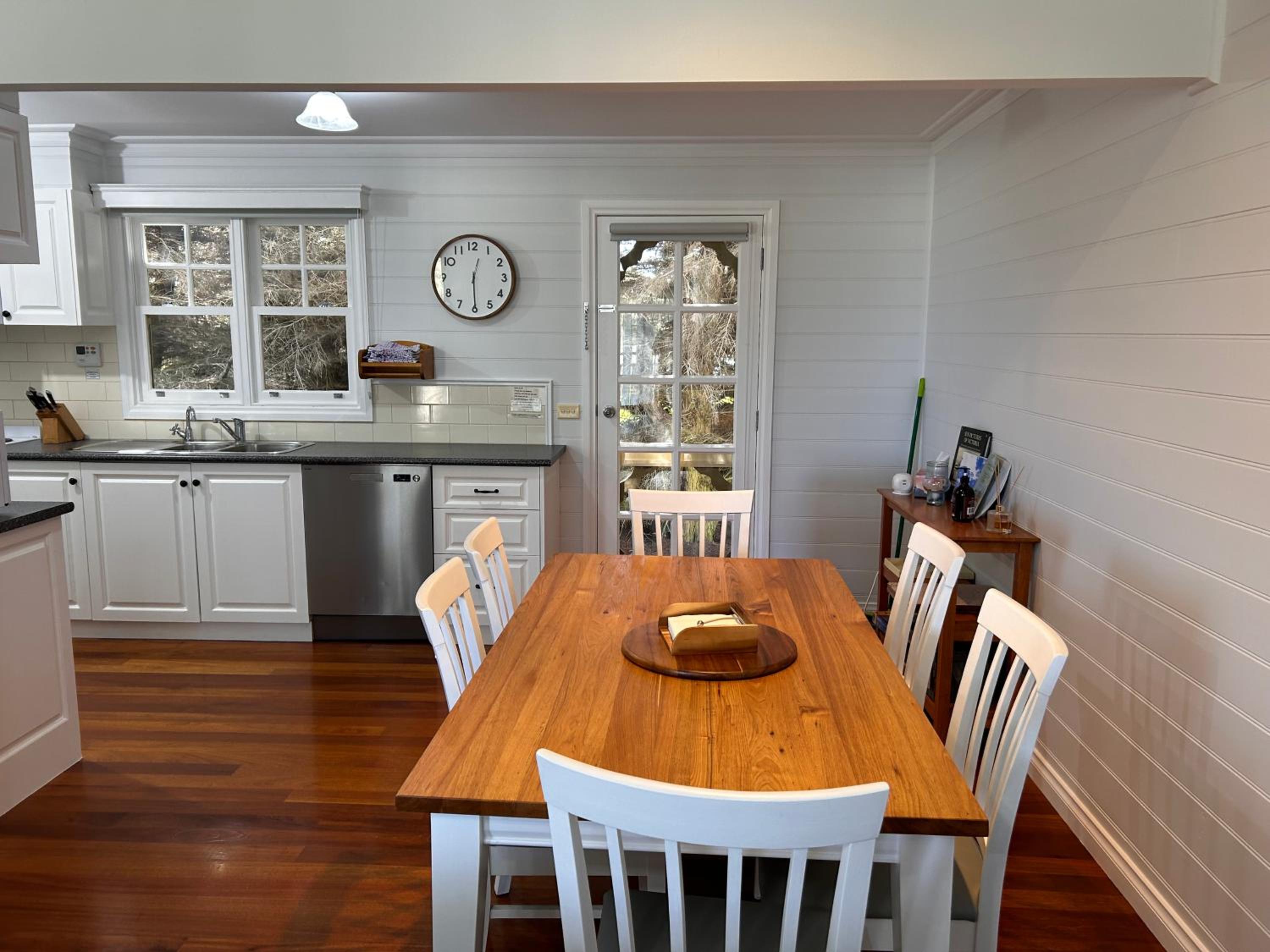 Sails - elegant, spacious beach villa view 4