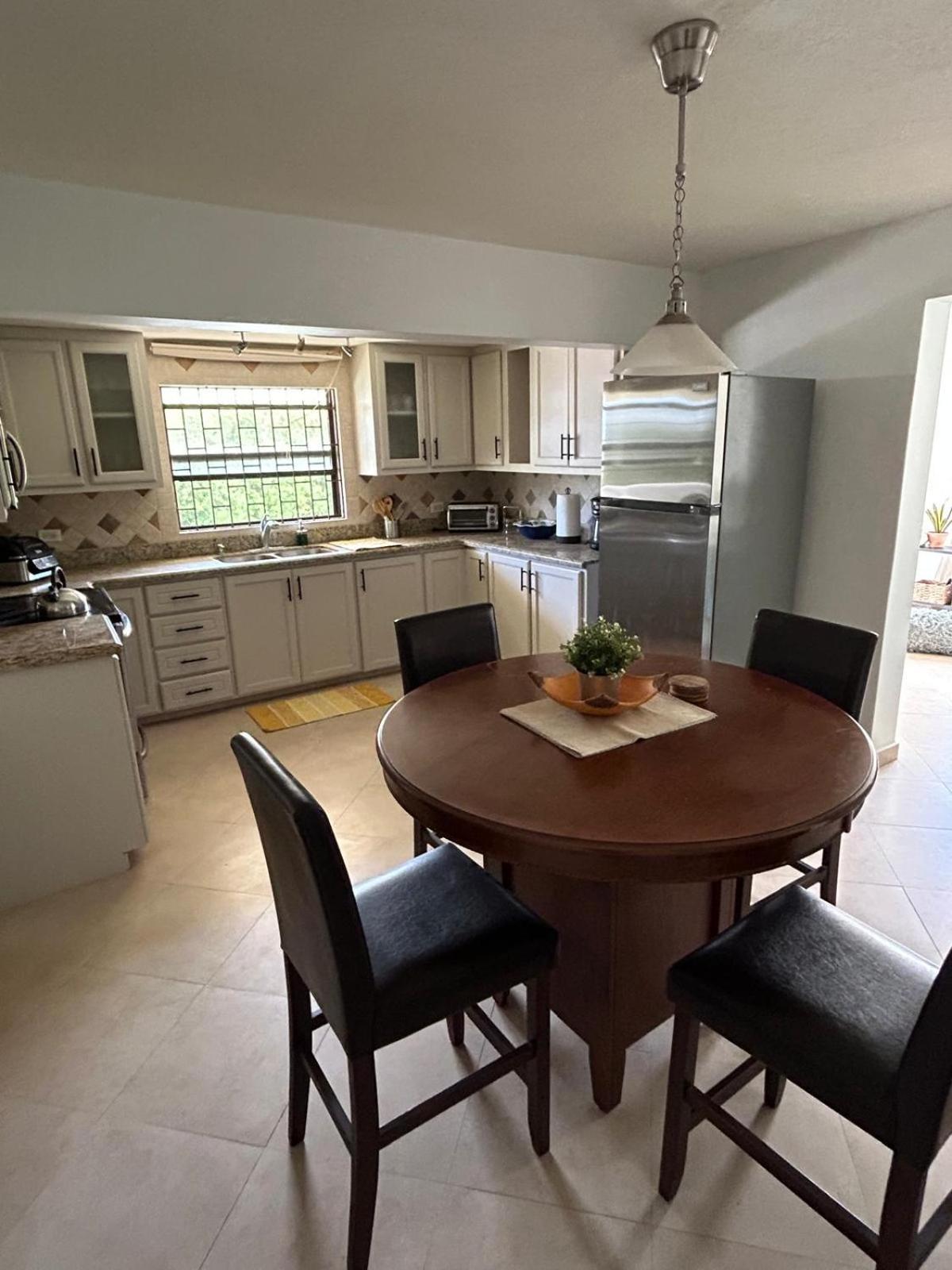 Lux Rentals