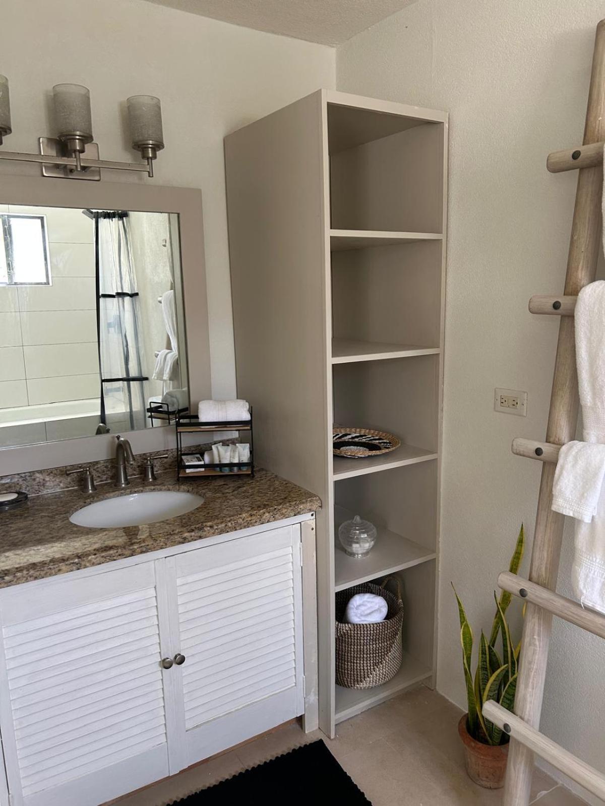 Lux Rentals