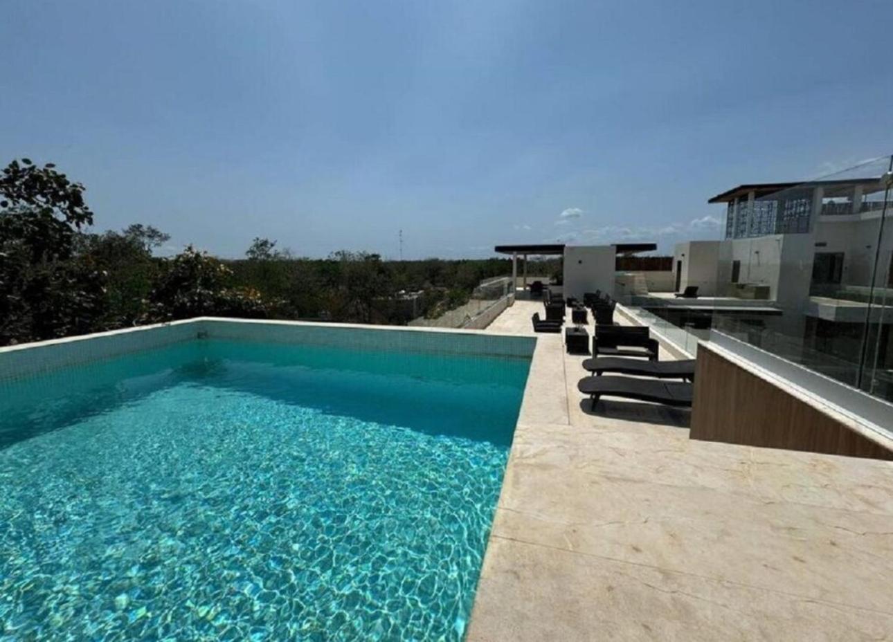 Heavenly Mayan Escape