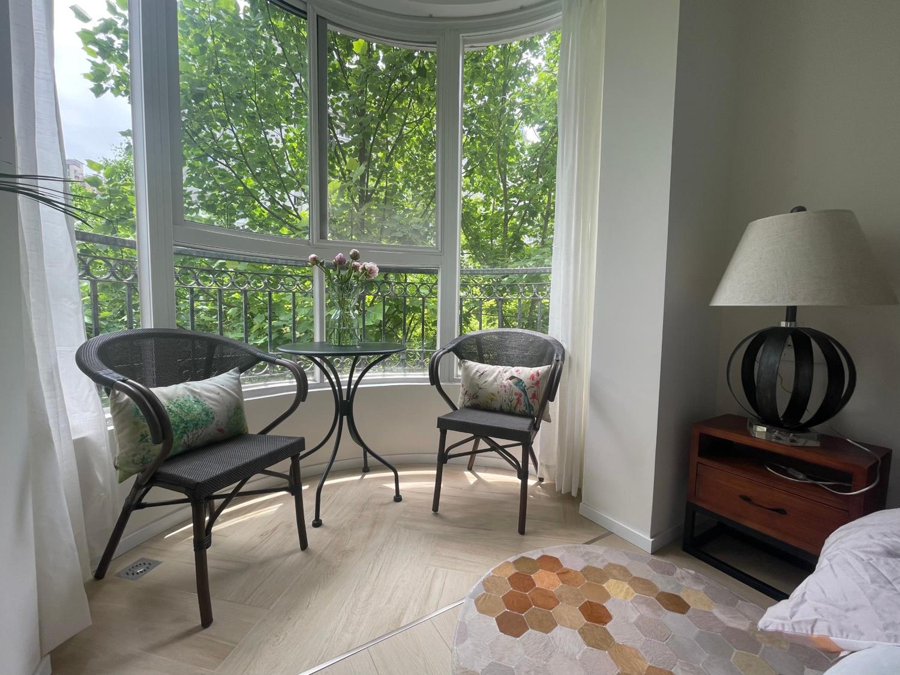 One Bedroom Suite 401 in Shanghai Downtown