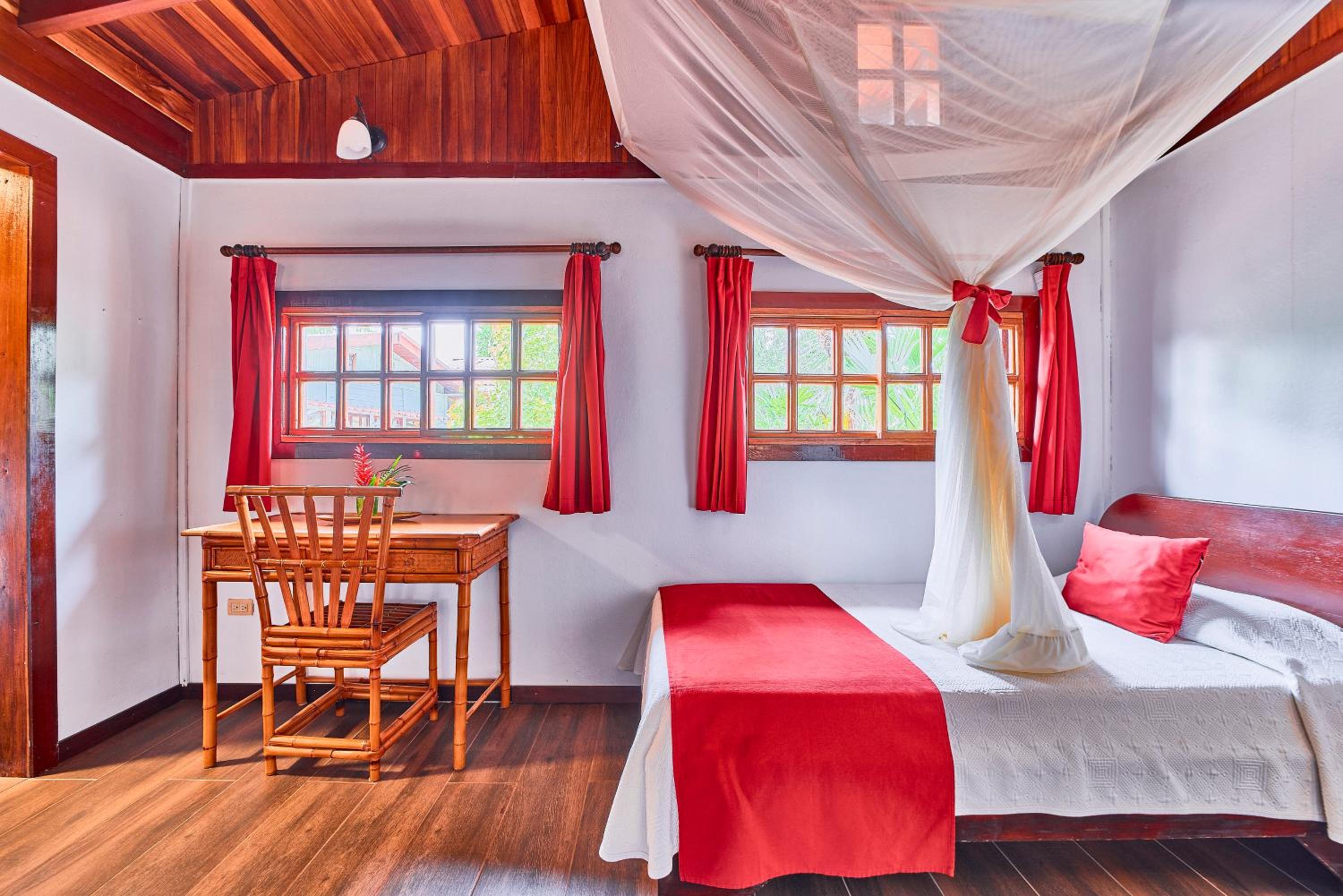 Hotel El Encanto