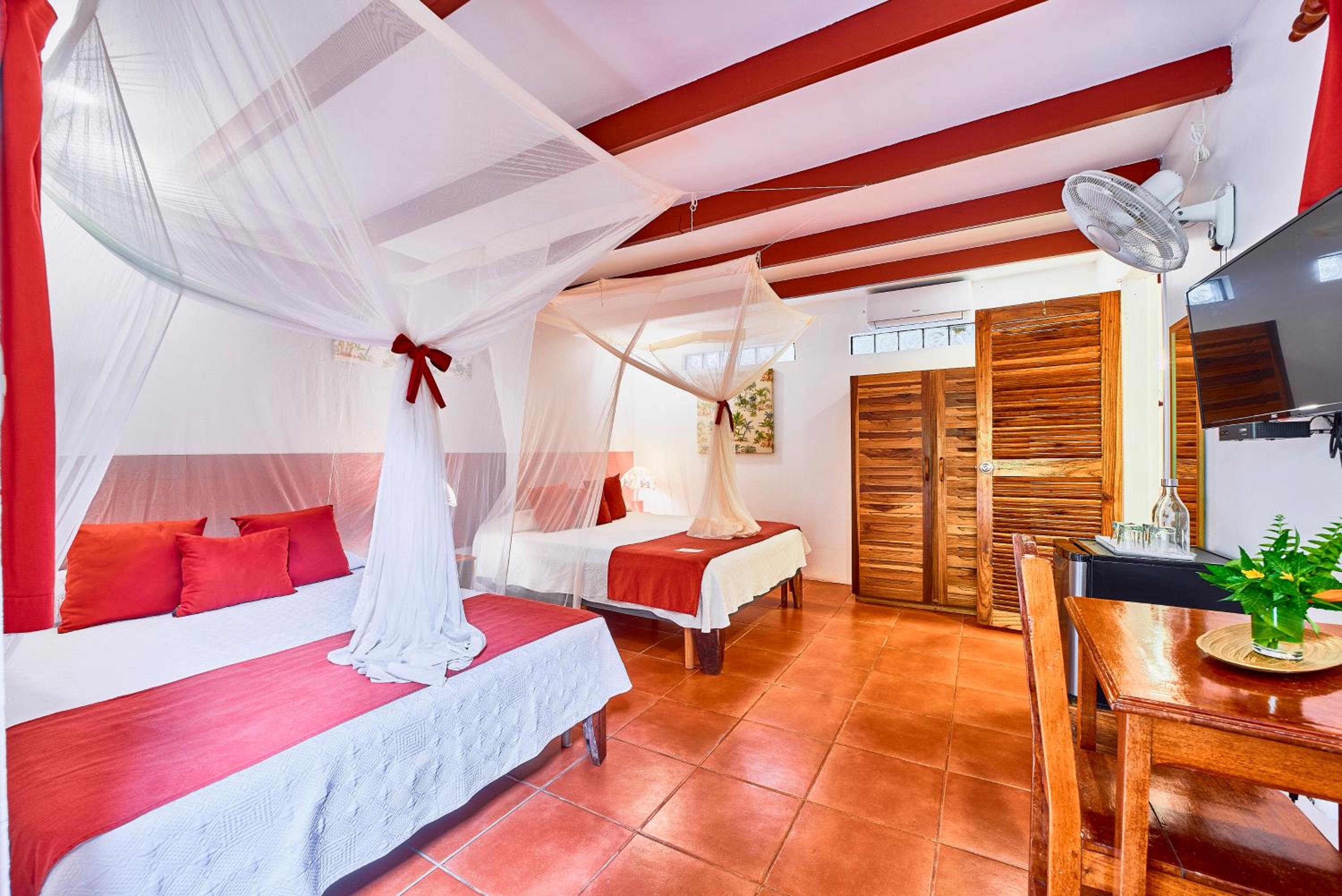 Hotel El Encanto
