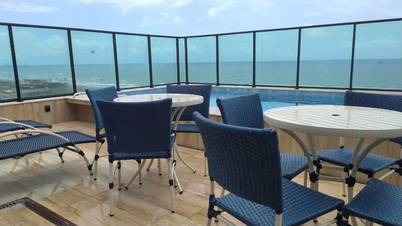 Apartamento Quarto e Sala, varanda, vista mar com infraestrutura