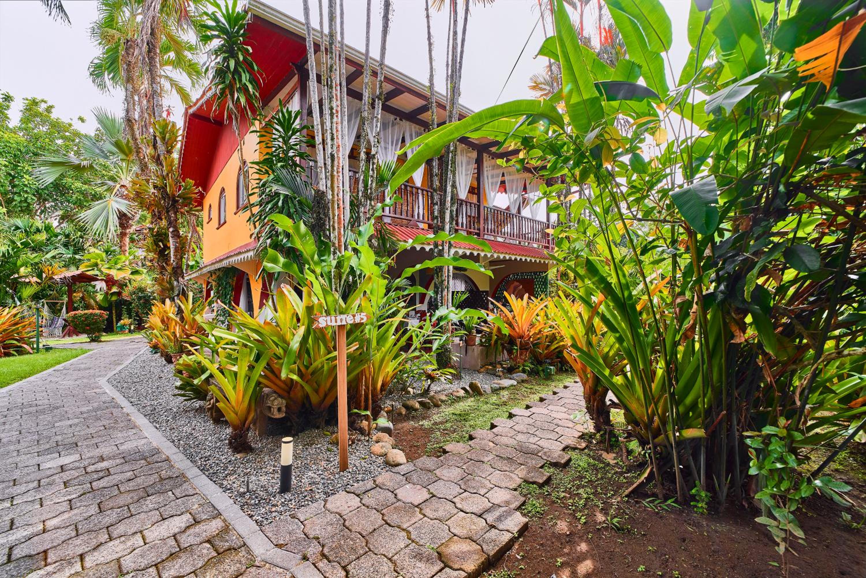 Hotel El Encanto