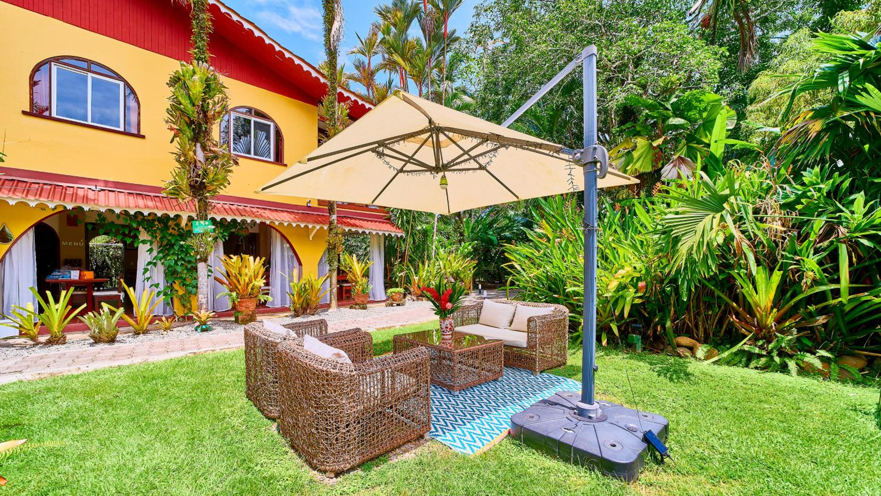 Hotel El Encanto