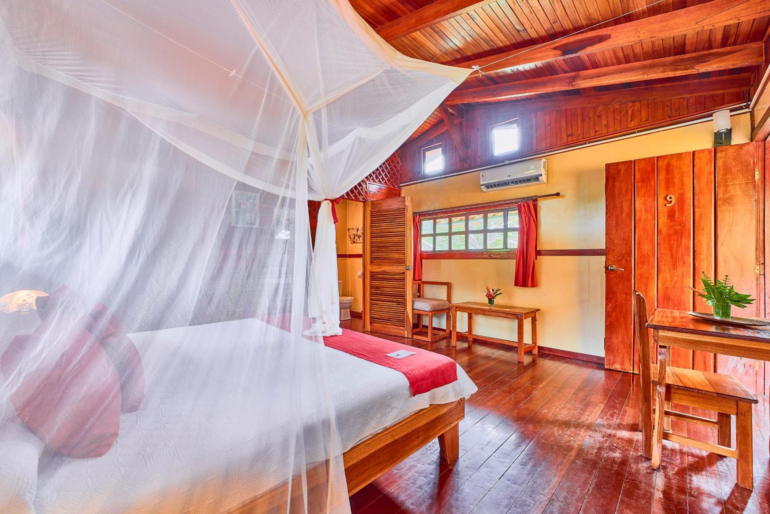 Hotel El Encanto