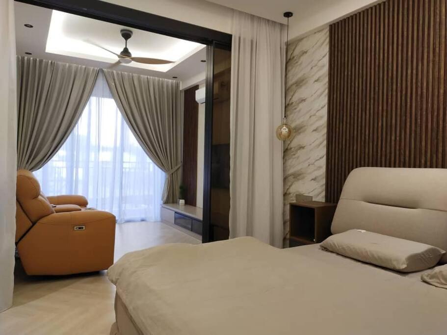 beHidden Luxury Duplex The Cove Karaoke 8pax photo 4