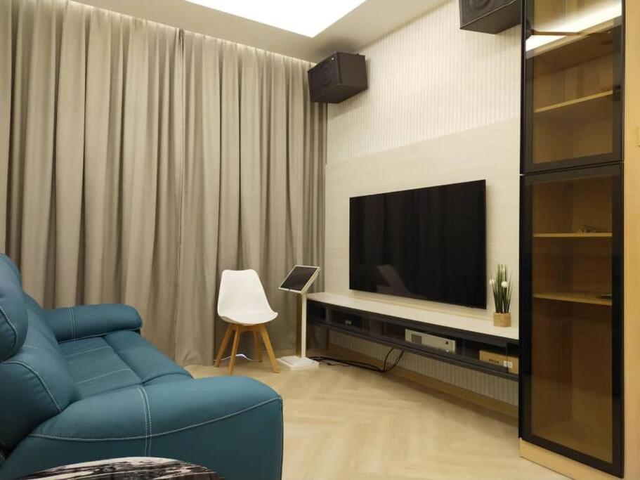 beHidden Luxury Duplex The Cove Karaoke 8pax photo 6