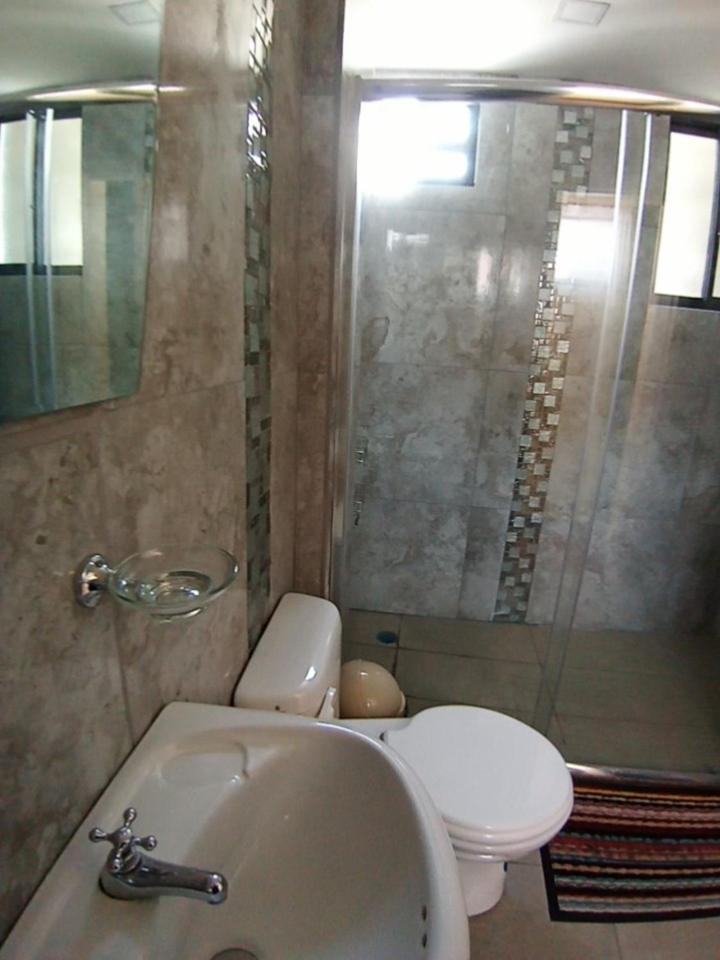 Hostal Atlantis