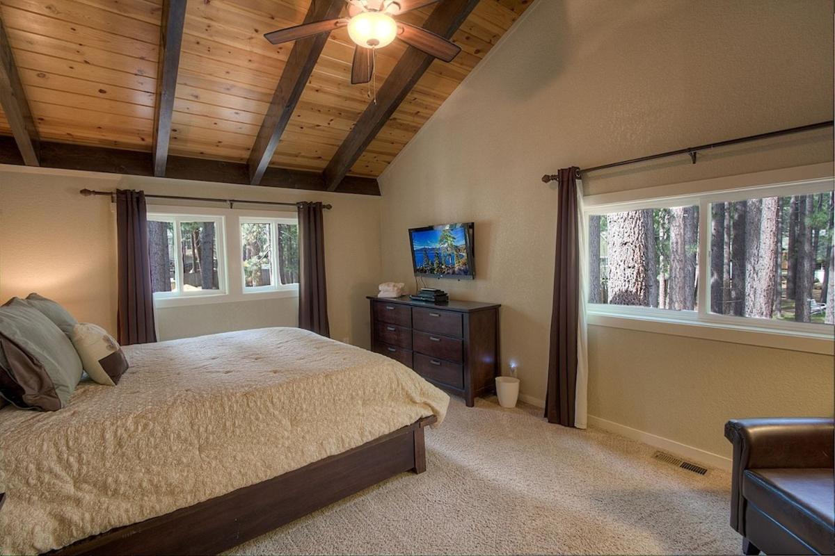 Snowshoe Chalet cabin