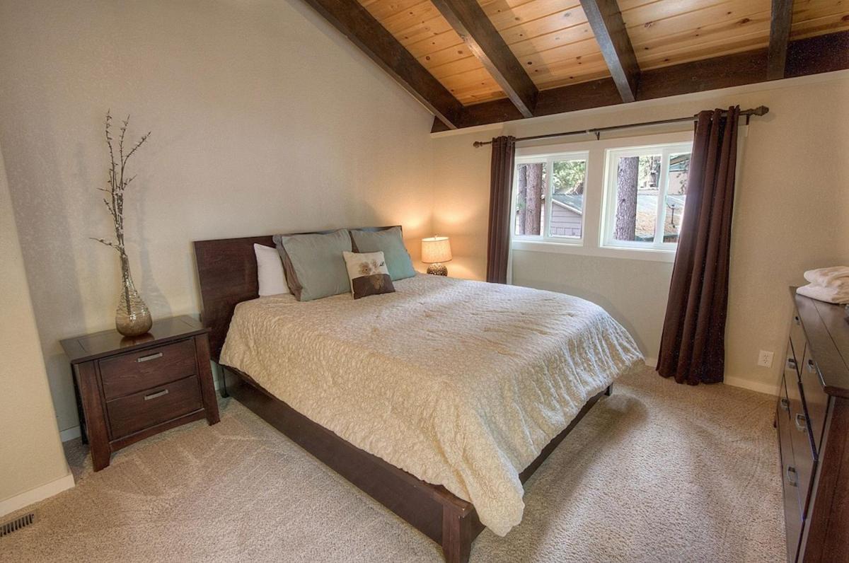 Snowshoe Chalet cabin