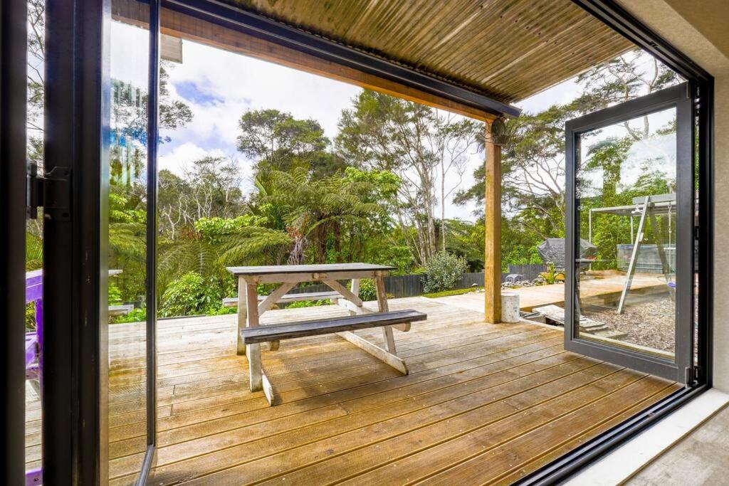 Family Friendly 4 Bedrooms House in Dairy Flat view 5