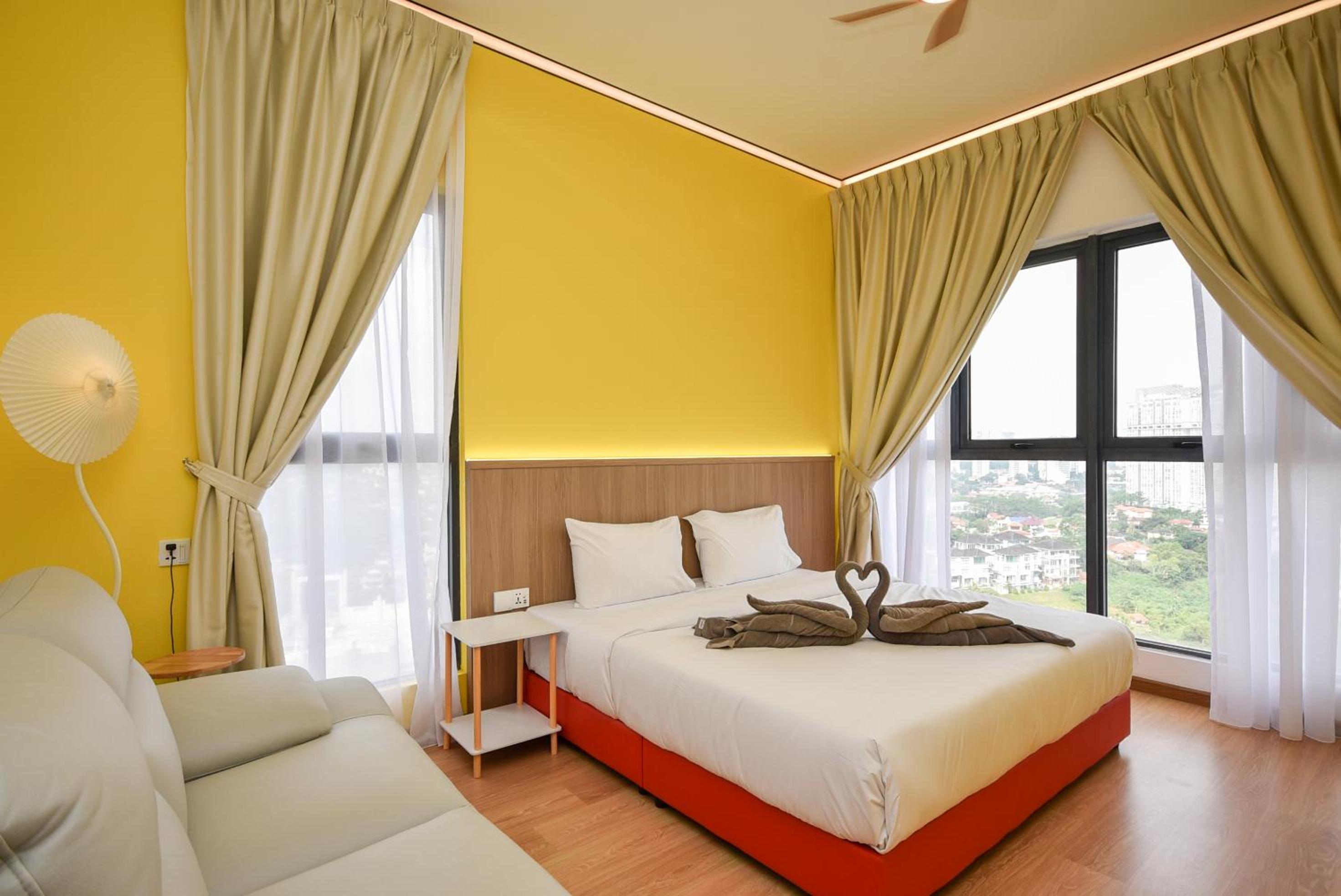 Country Garden Seaview Suite by Nest Home at Danga Bay