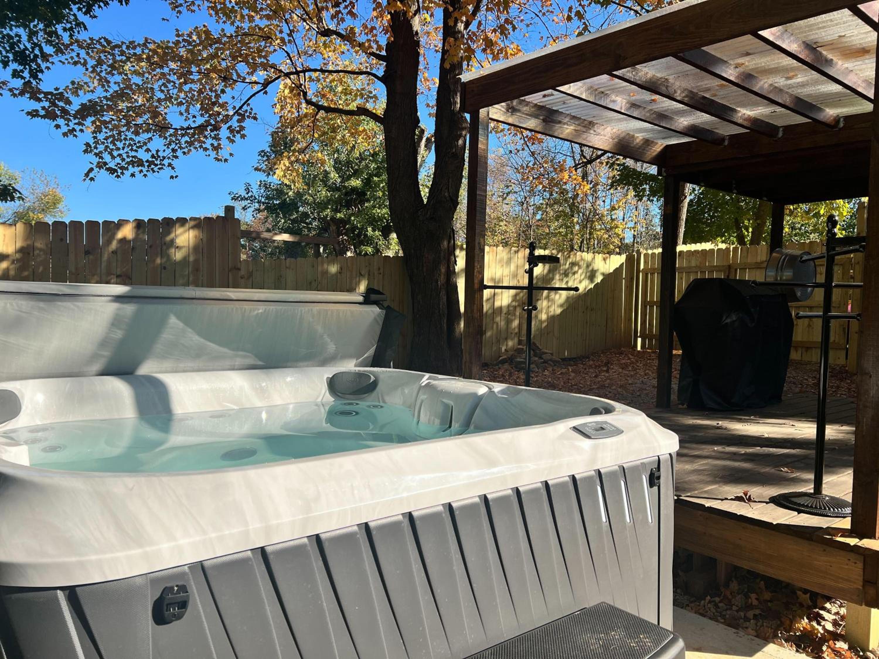 Bloomington Vacations - Petite Bloom Hooosier Retreat - Property Image 5