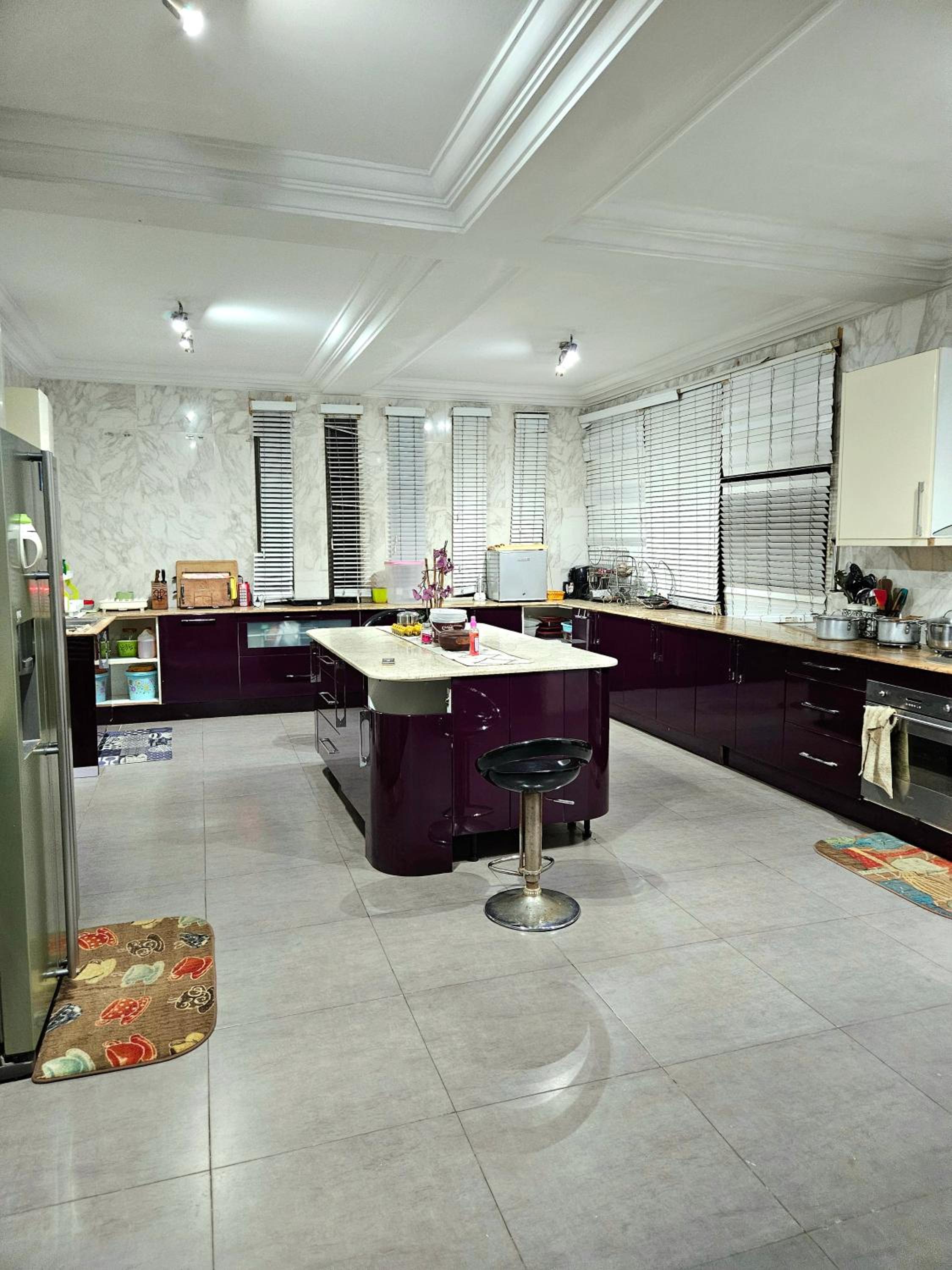 House 3