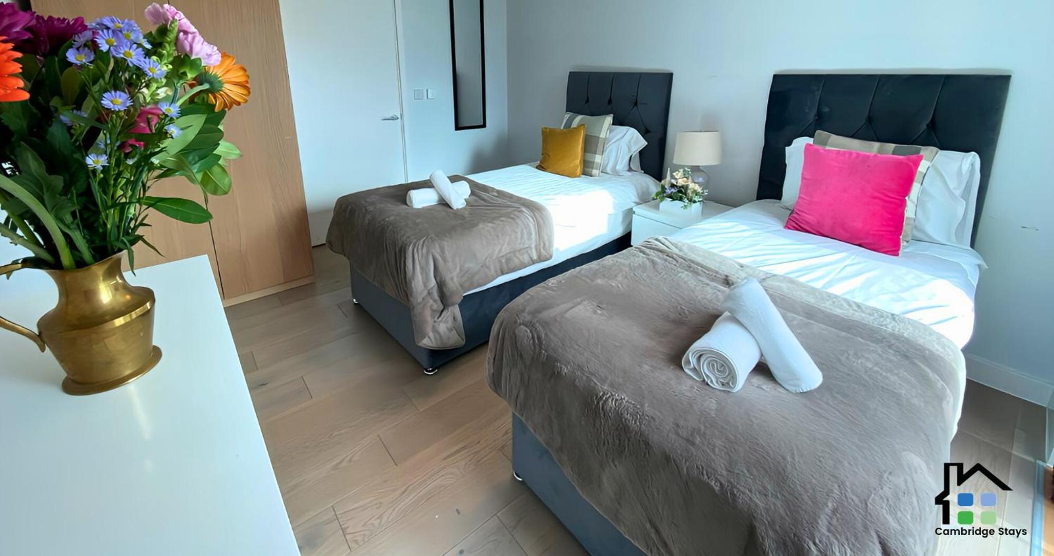 Apartment at Addenbrooke hospital and Bio Campus - Free Private parking view 4