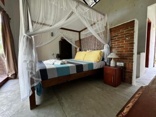 The Cinnamon Cottage