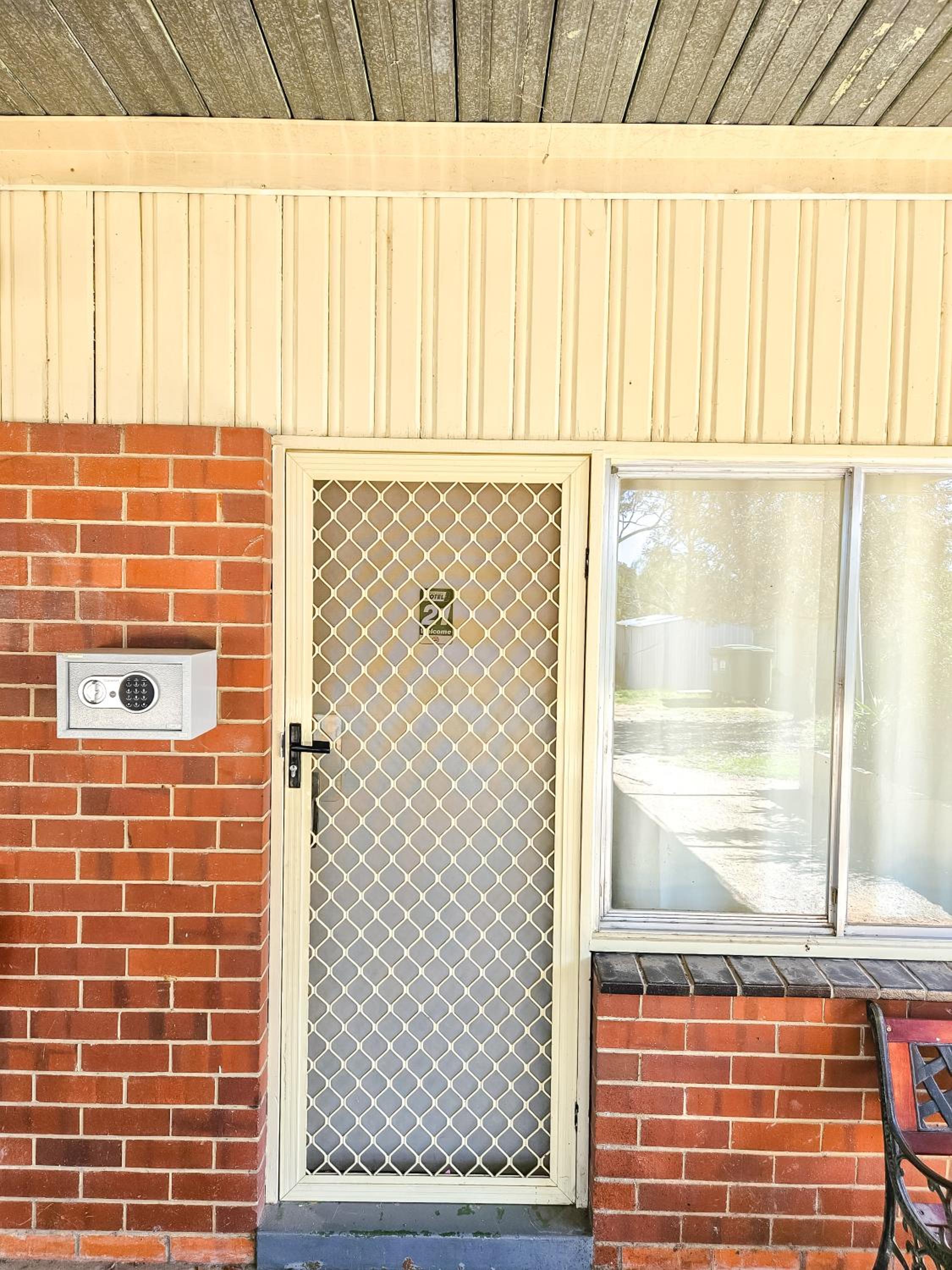 Green Door Motel