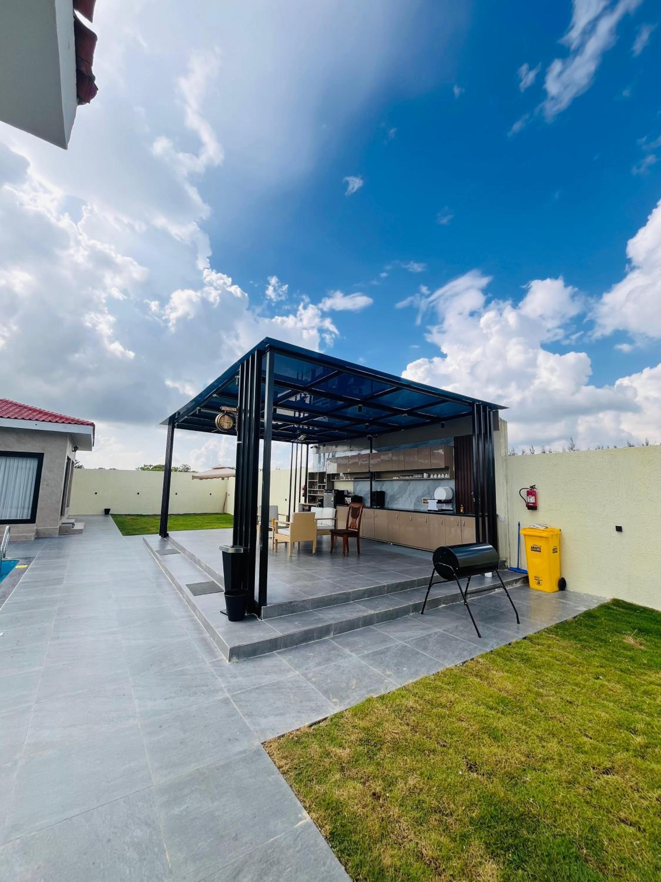 Fracspace Abode Villa