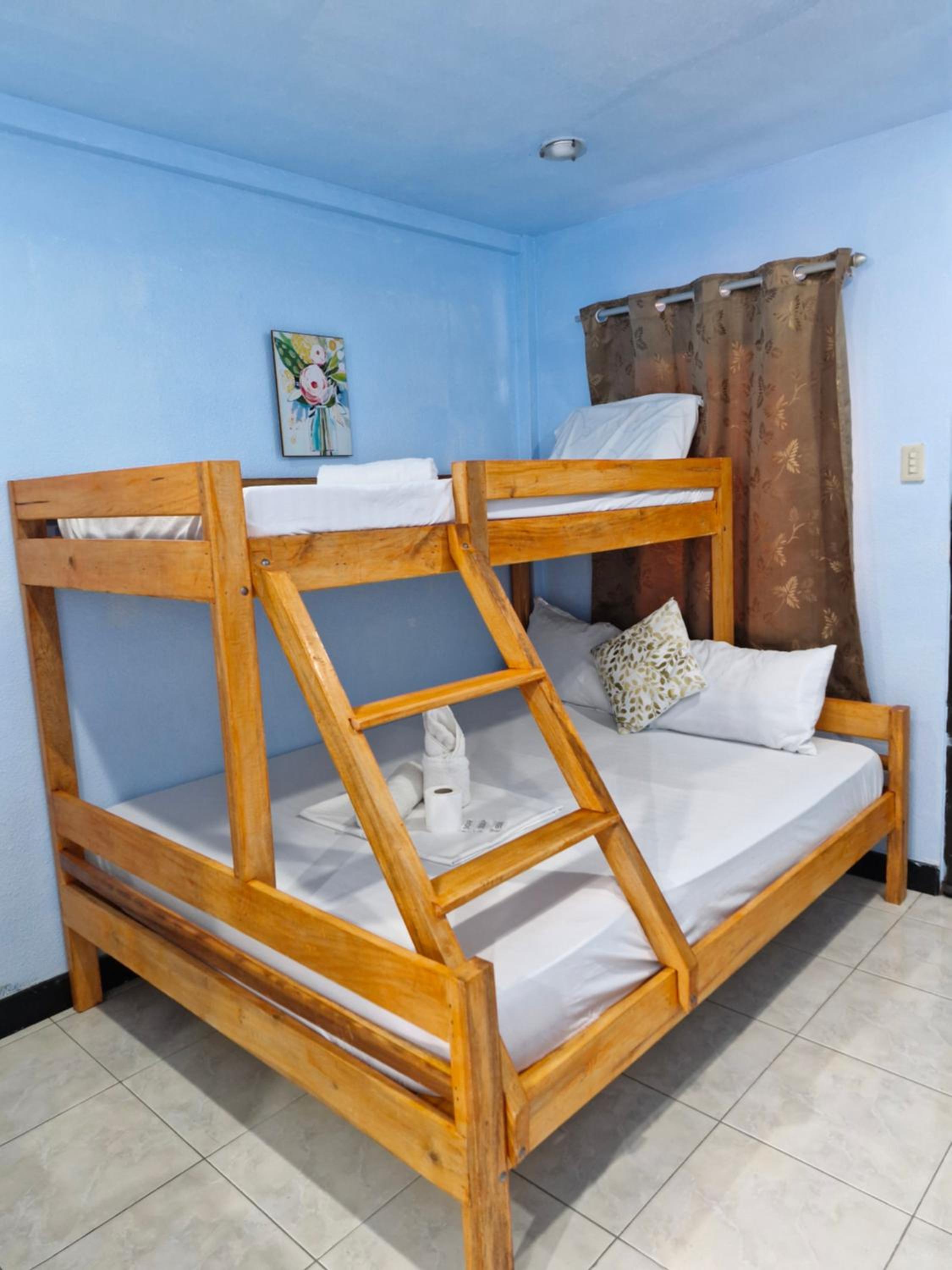 Buenas Pension House