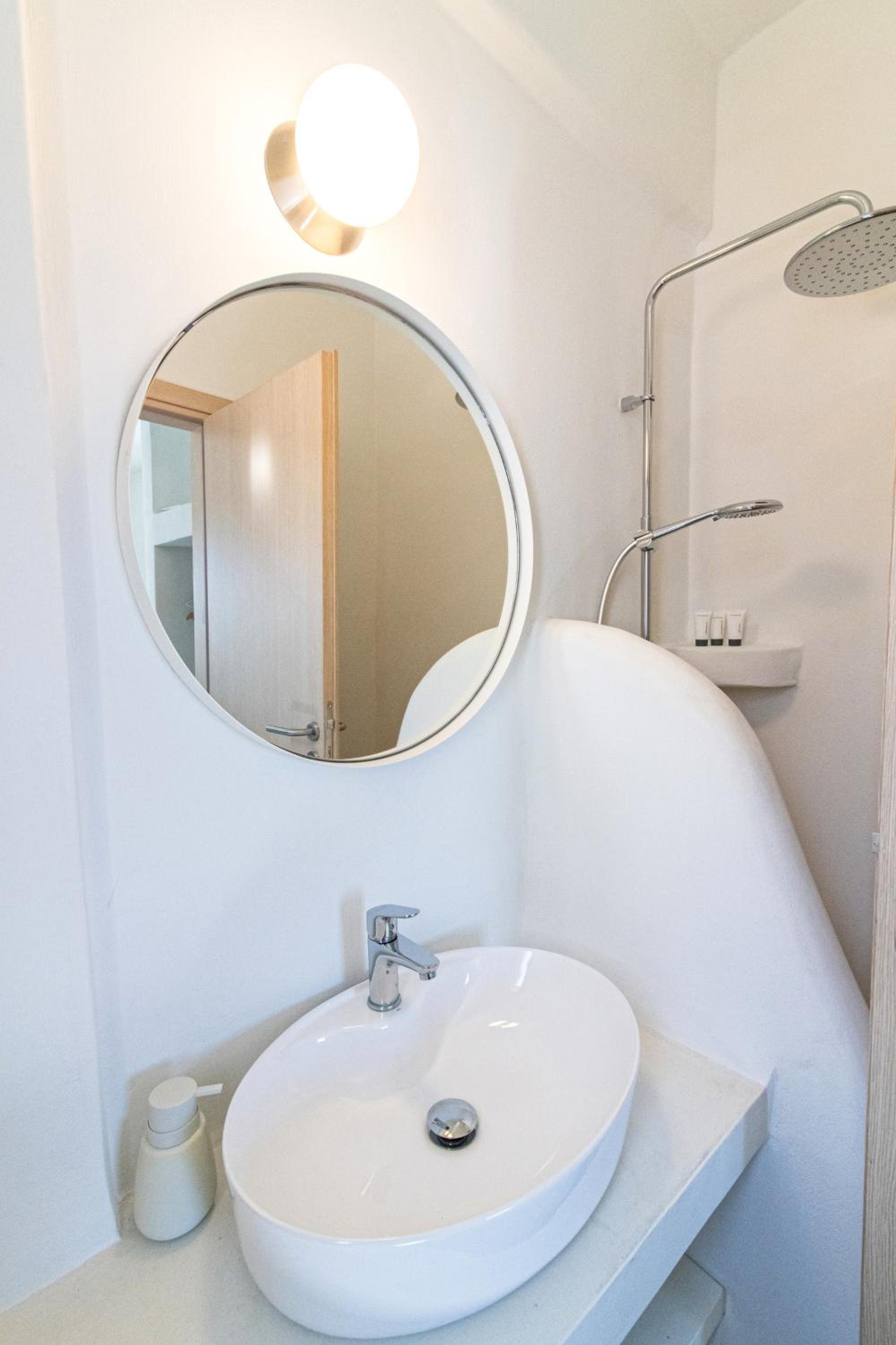 PANORMOS ART Beachfront Suites