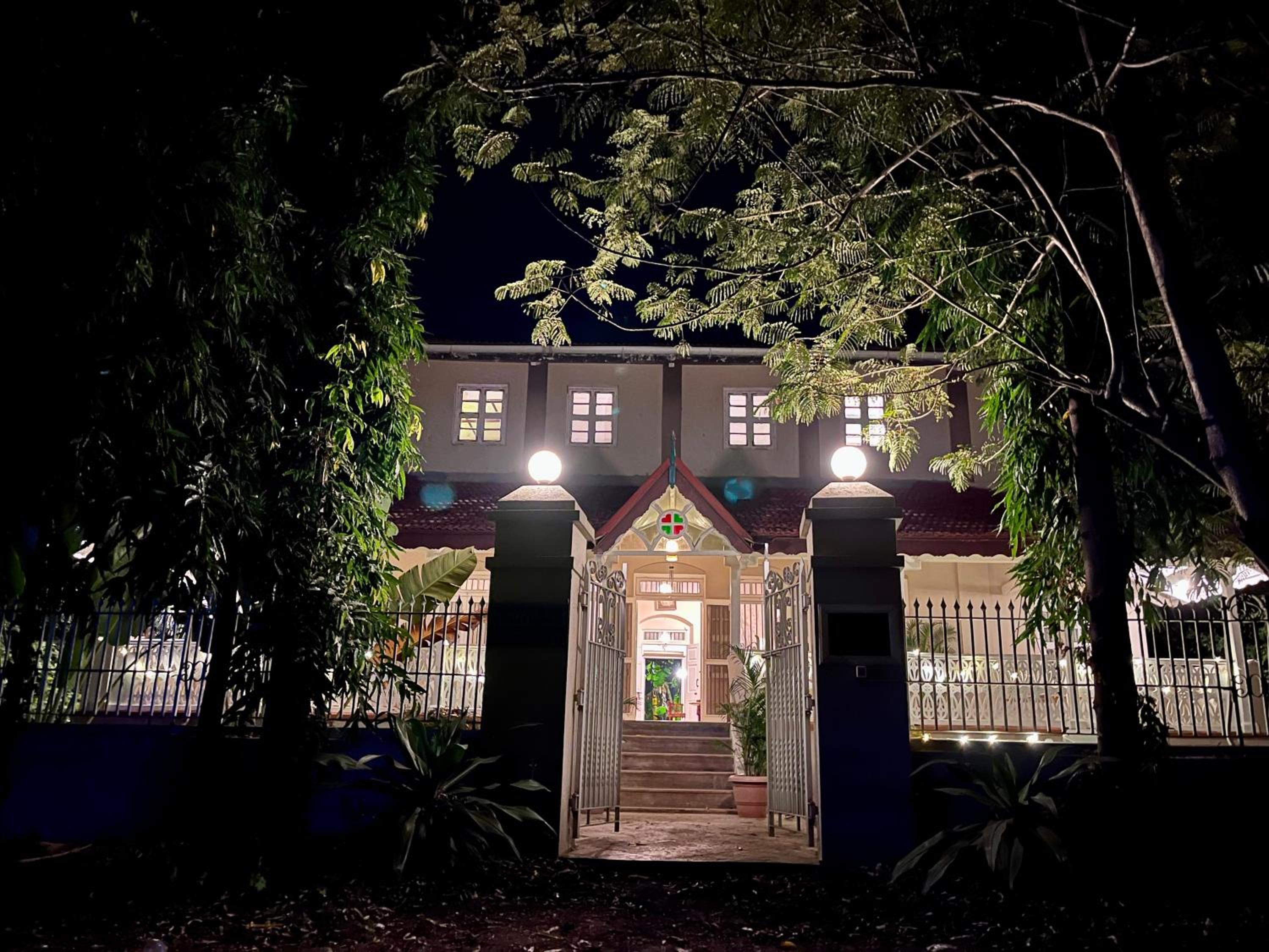 Villa Phiroze Baug view 4
