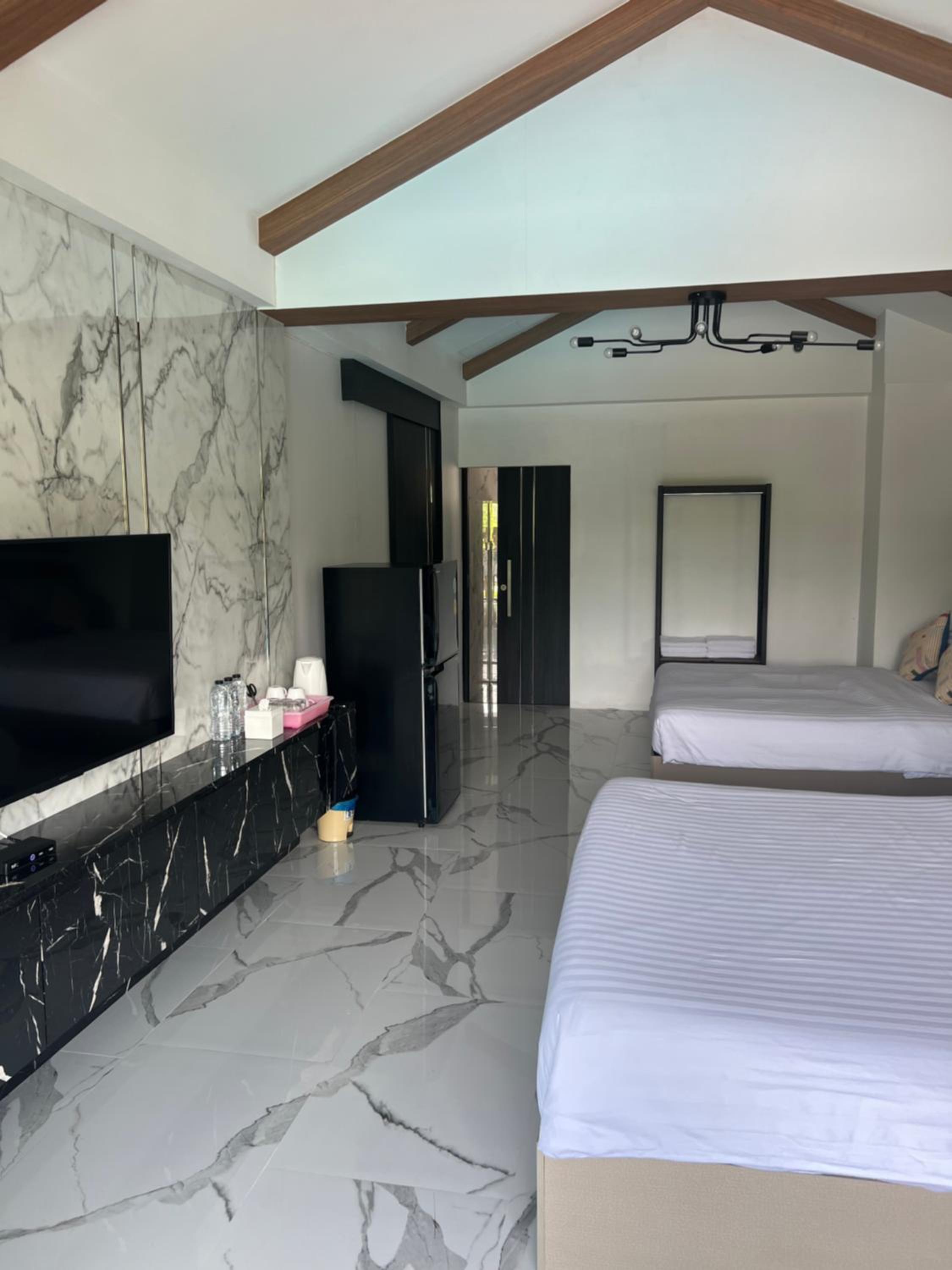 Thipburee Resort
