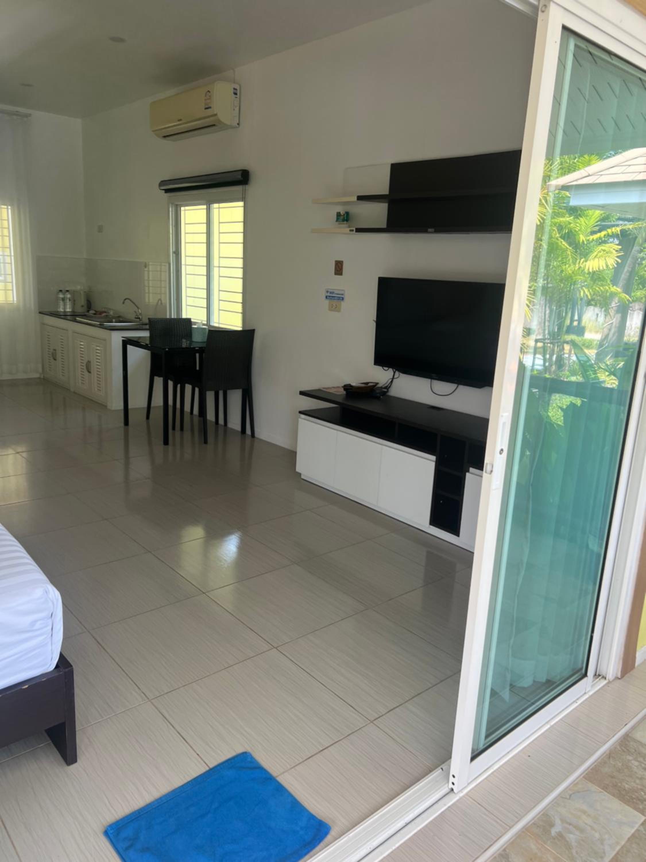 Thipburee Resort