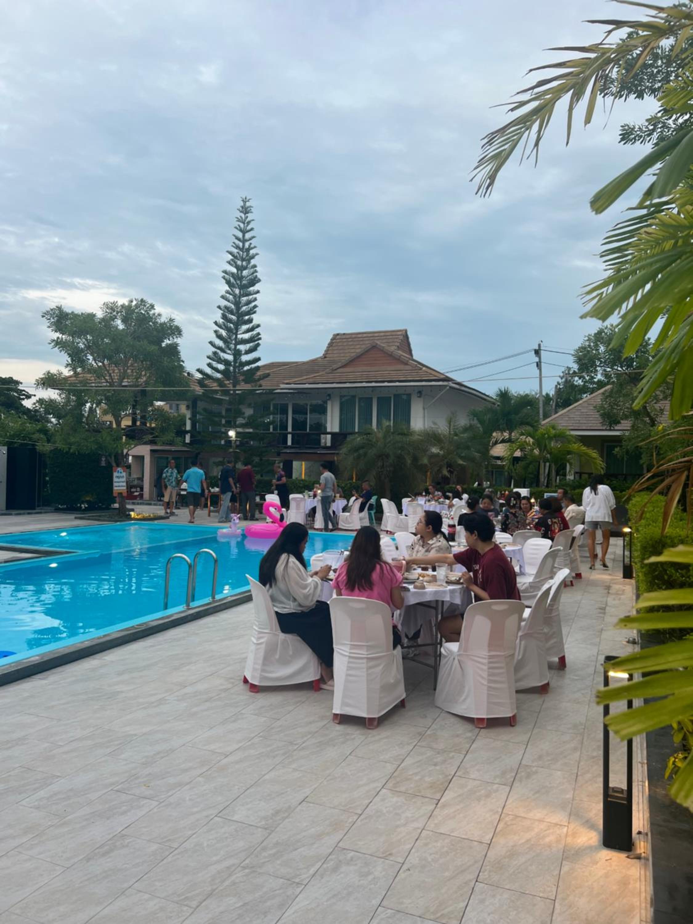 Thipburee Resort
