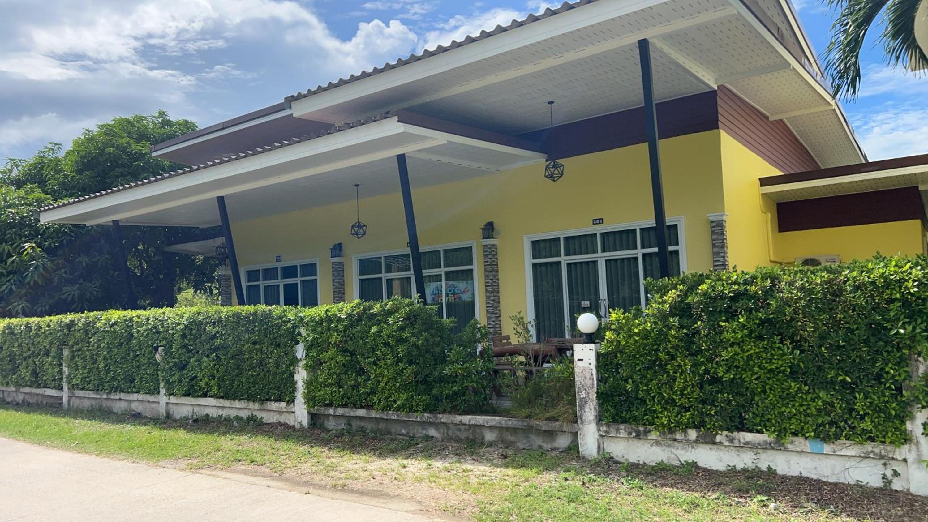 Thipburee Resort