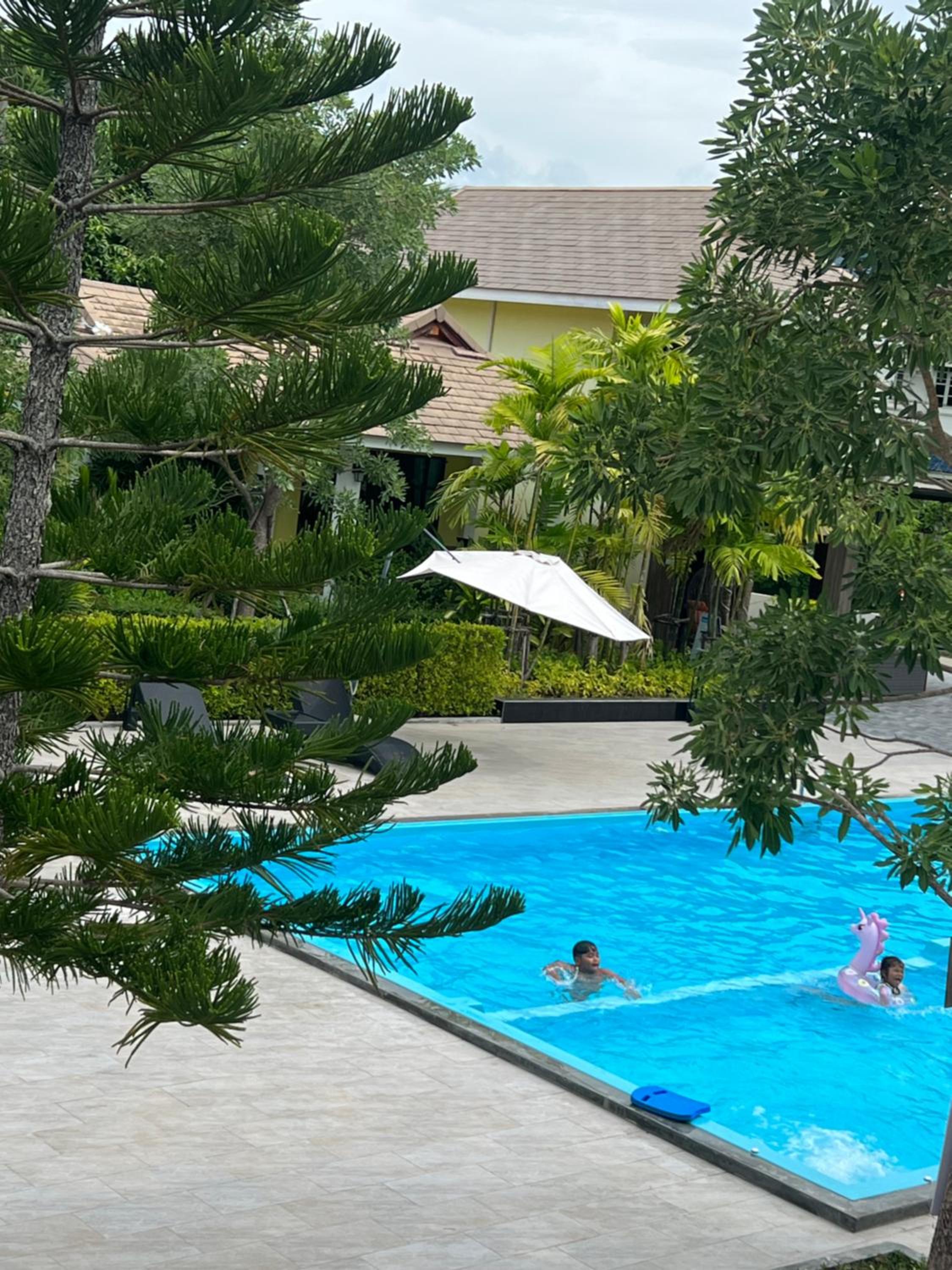 Thipburee Resort