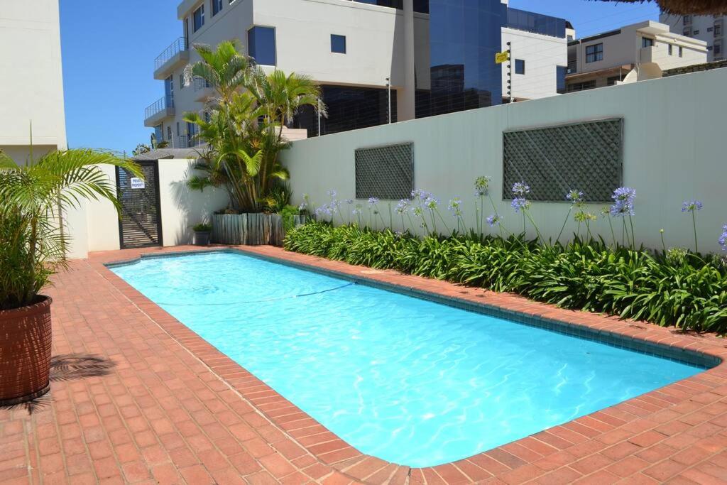 11 Glitter Bay 3 bedroom beach front amazing views view 4