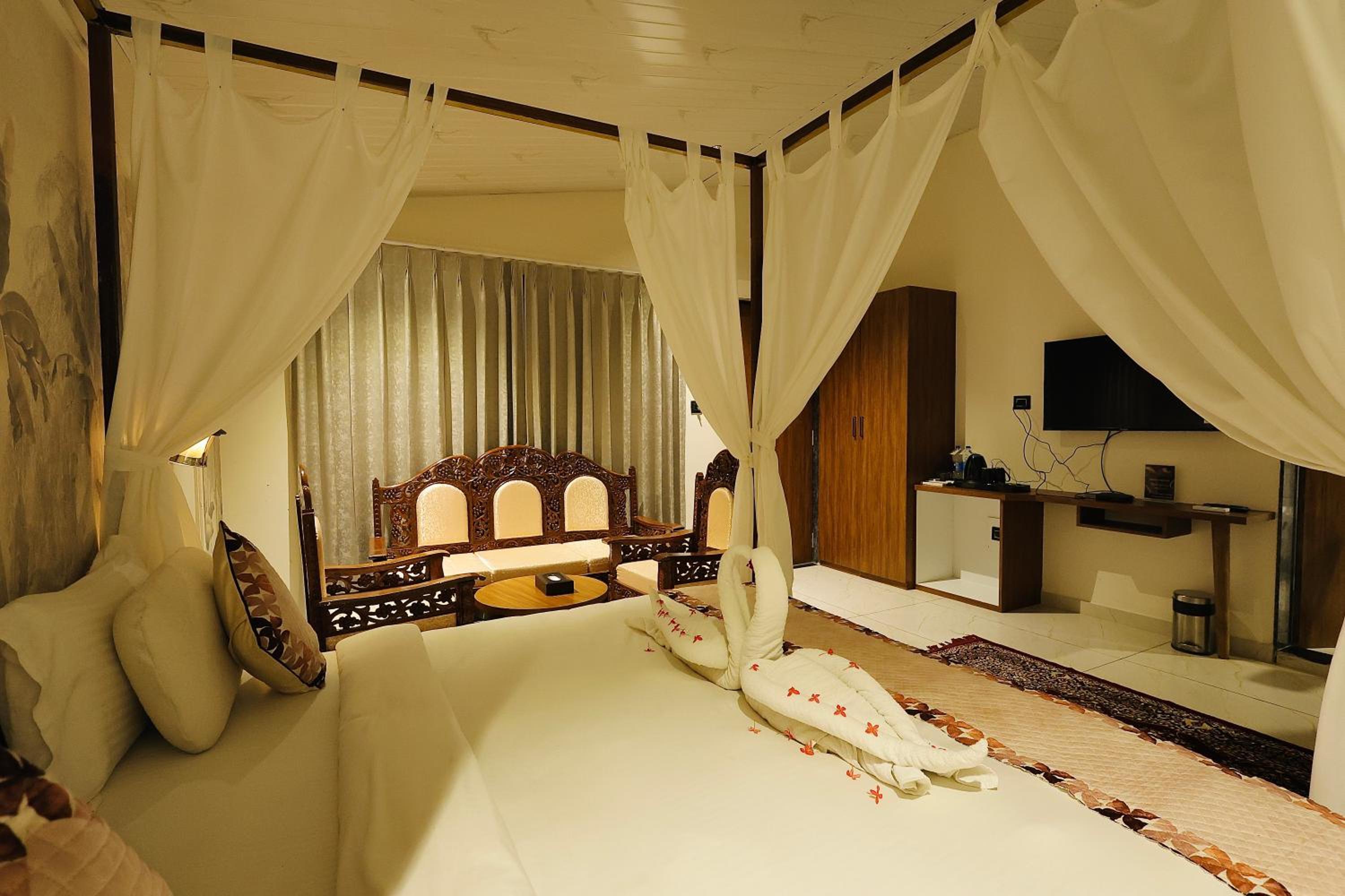 RiverView Tent Resort